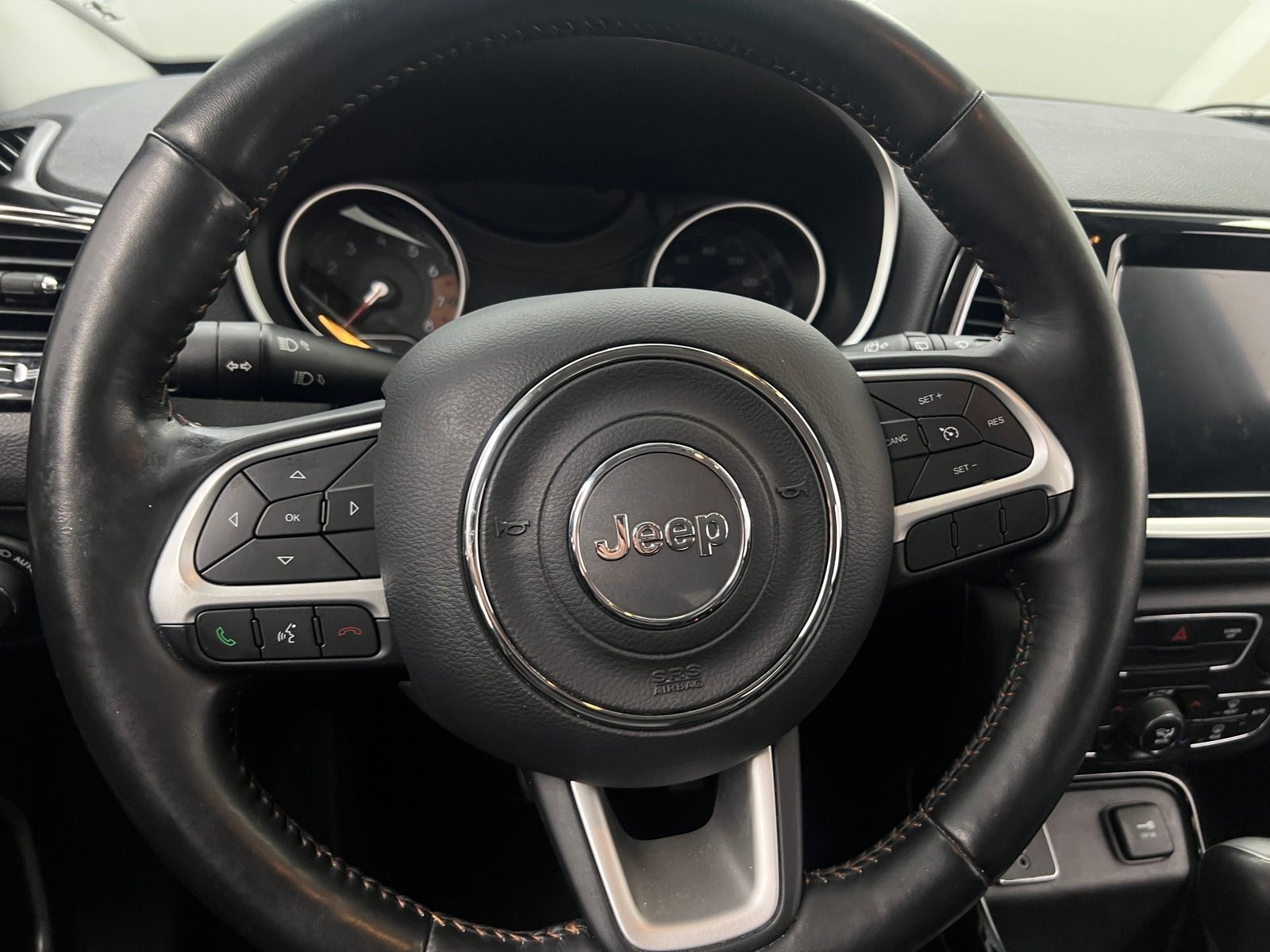 Thumbnail: 2020 Jeep Compass - 4