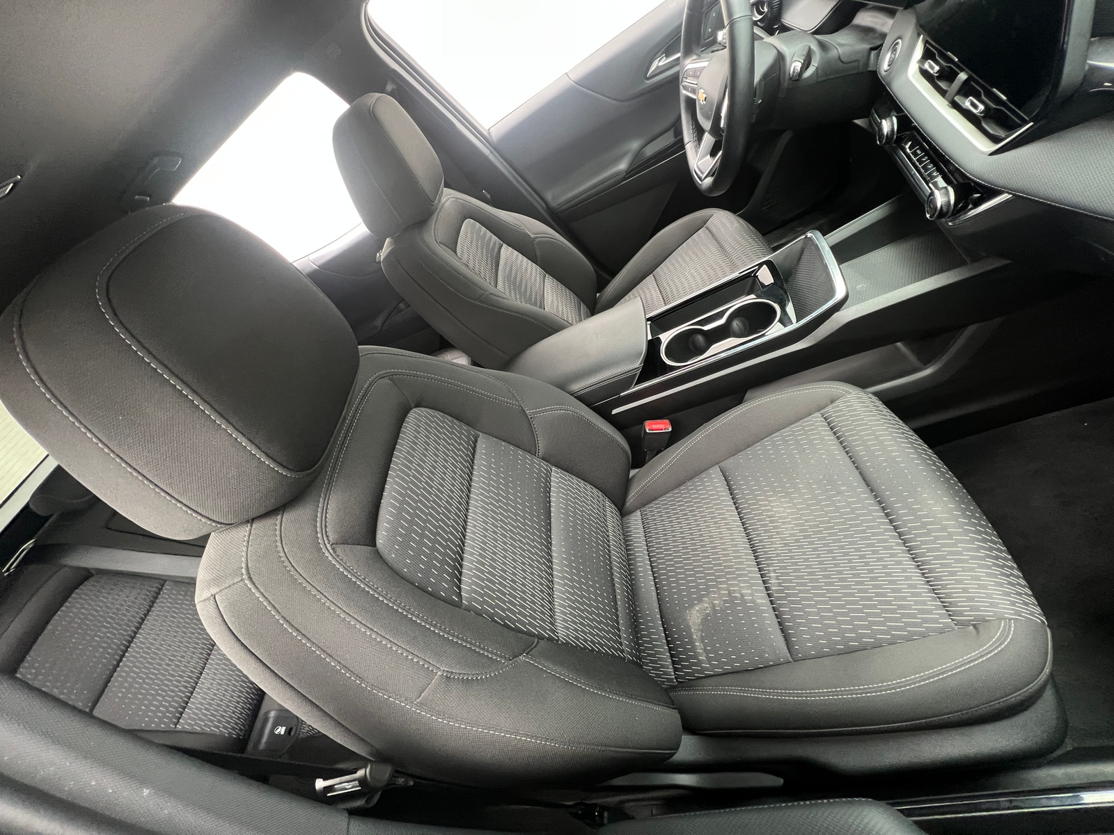 Thumbnail: 2025 Chevrolet Equinox - 2