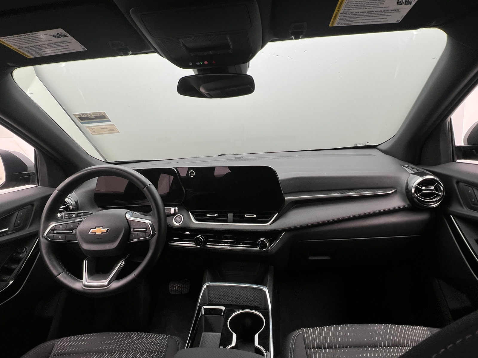 Thumbnail: 2025 Chevrolet Equinox - 3