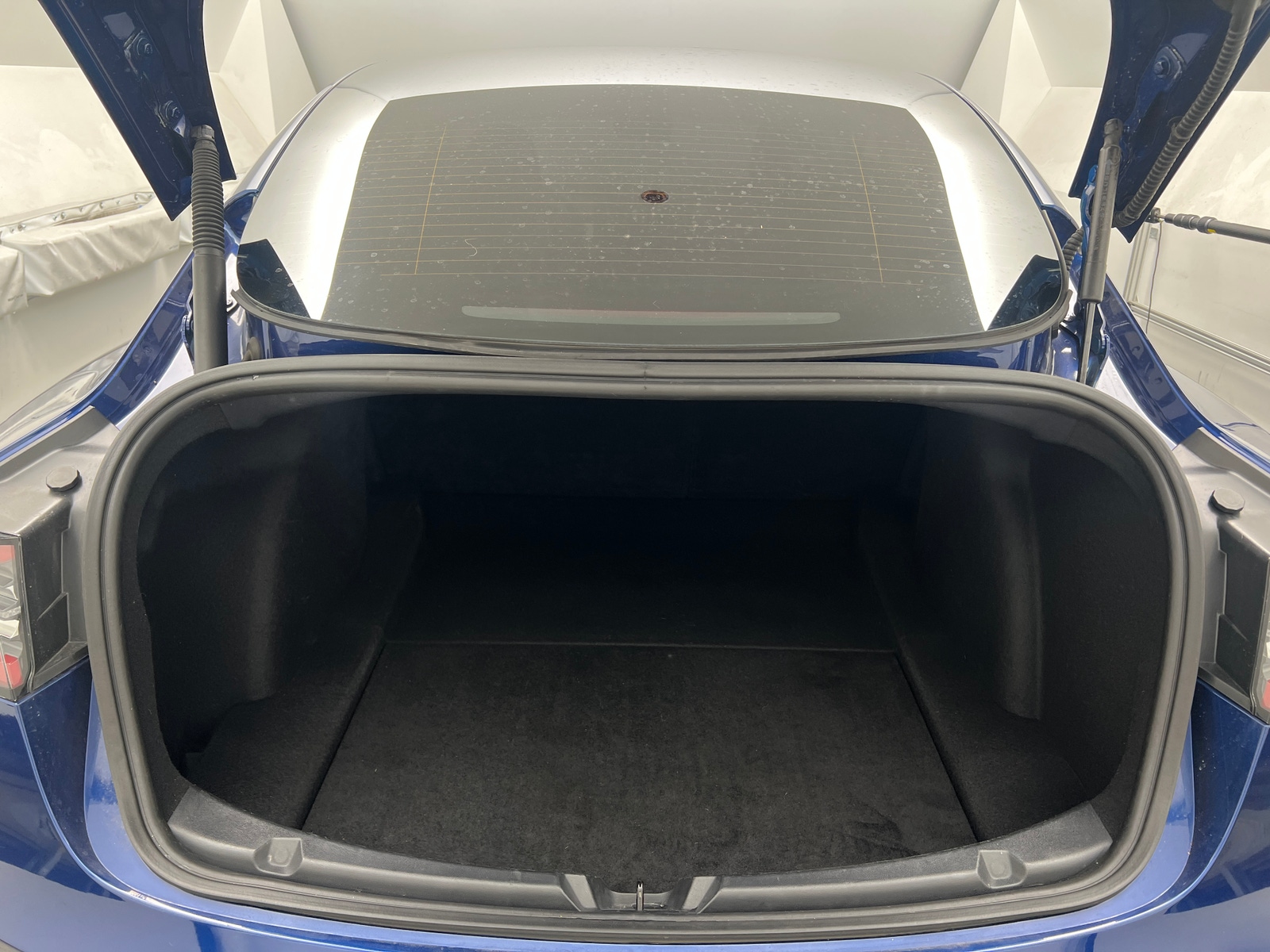 Thumbnail: 2022 Tesla Model 3 - 6