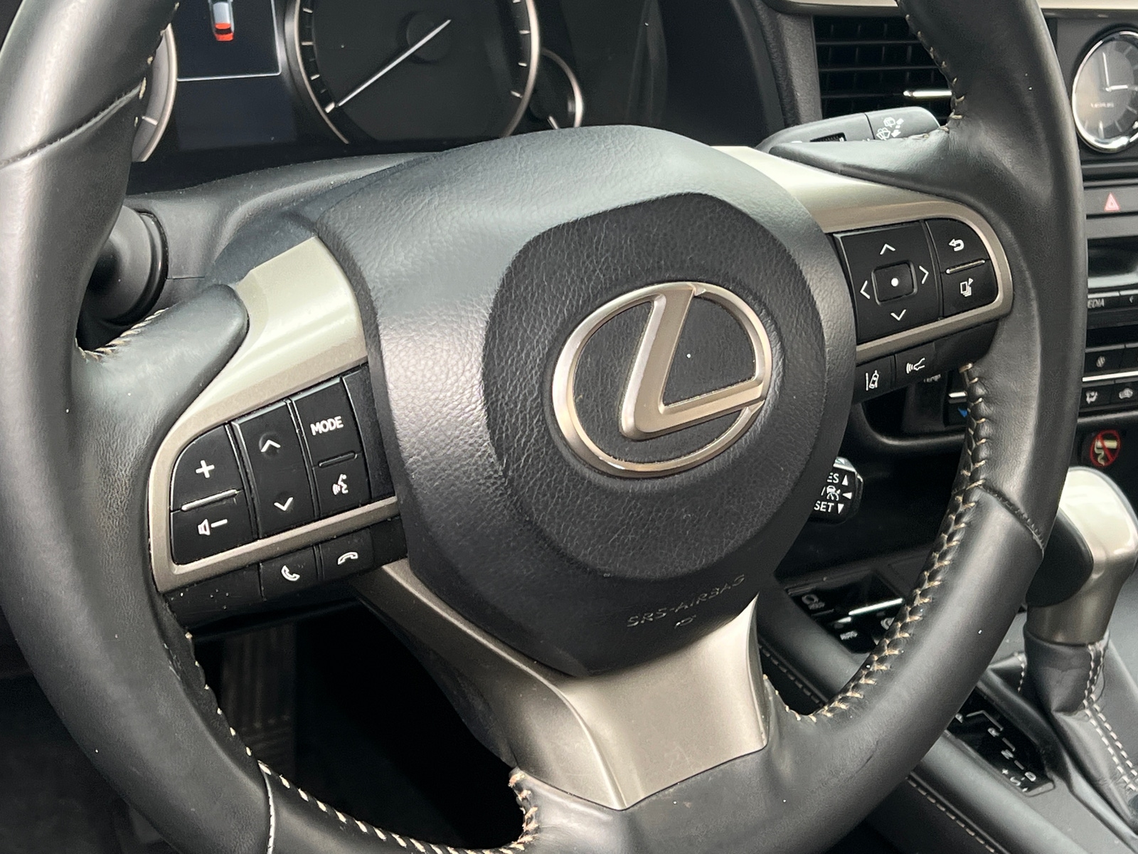 Thumbnail: 2017 Lexus RX - 5