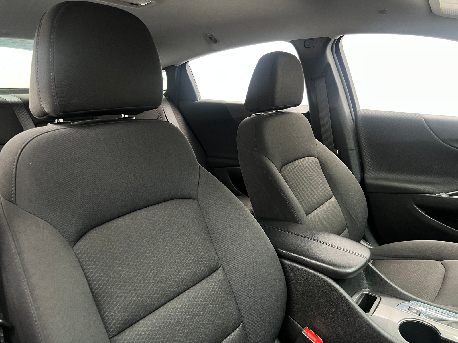 Thumbnail: 2023 Chevrolet Malibu - 2