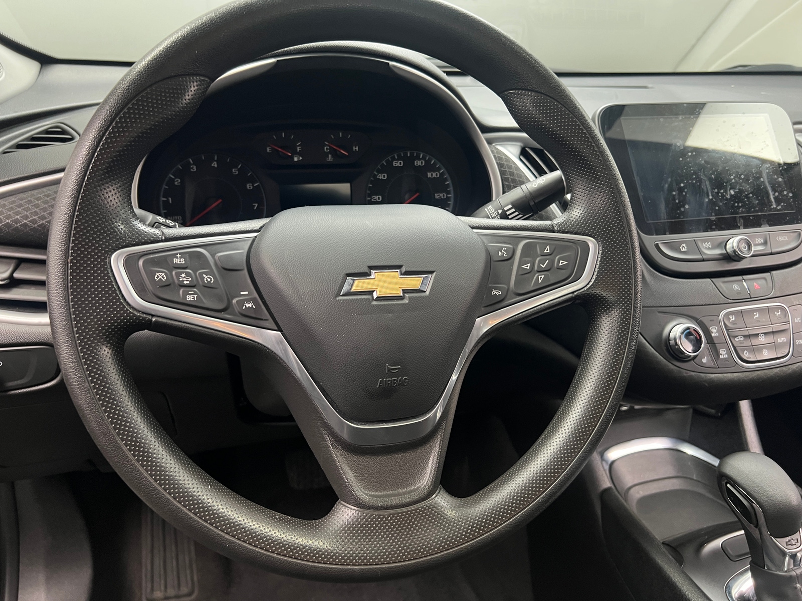 Thumbnail: 2023 Chevrolet Malibu - 5