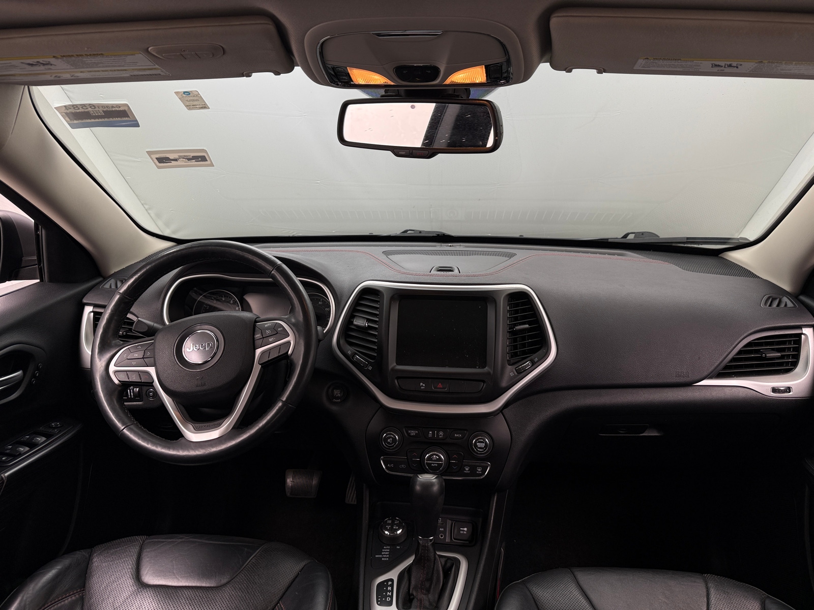 Thumbnail: 2015 Jeep Cherokee - 3