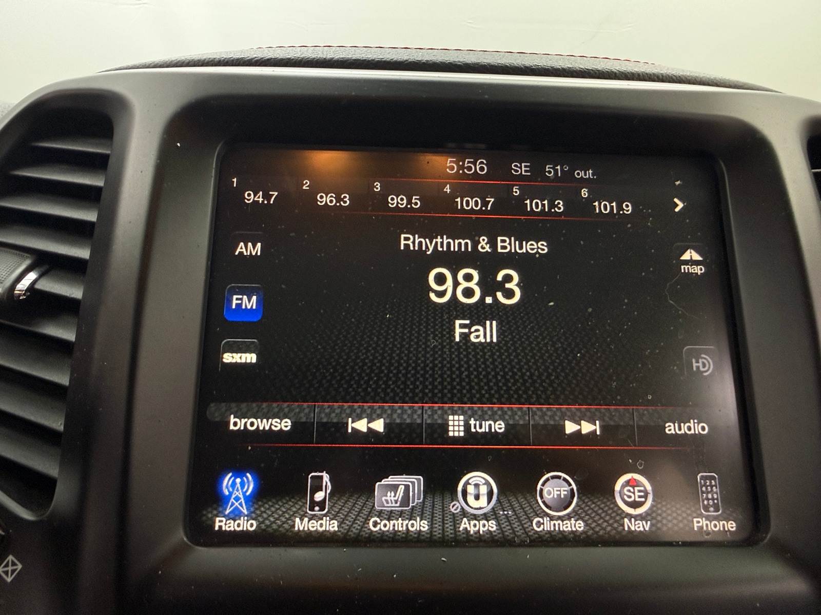 Thumbnail: 2015 Jeep Cherokee - 4