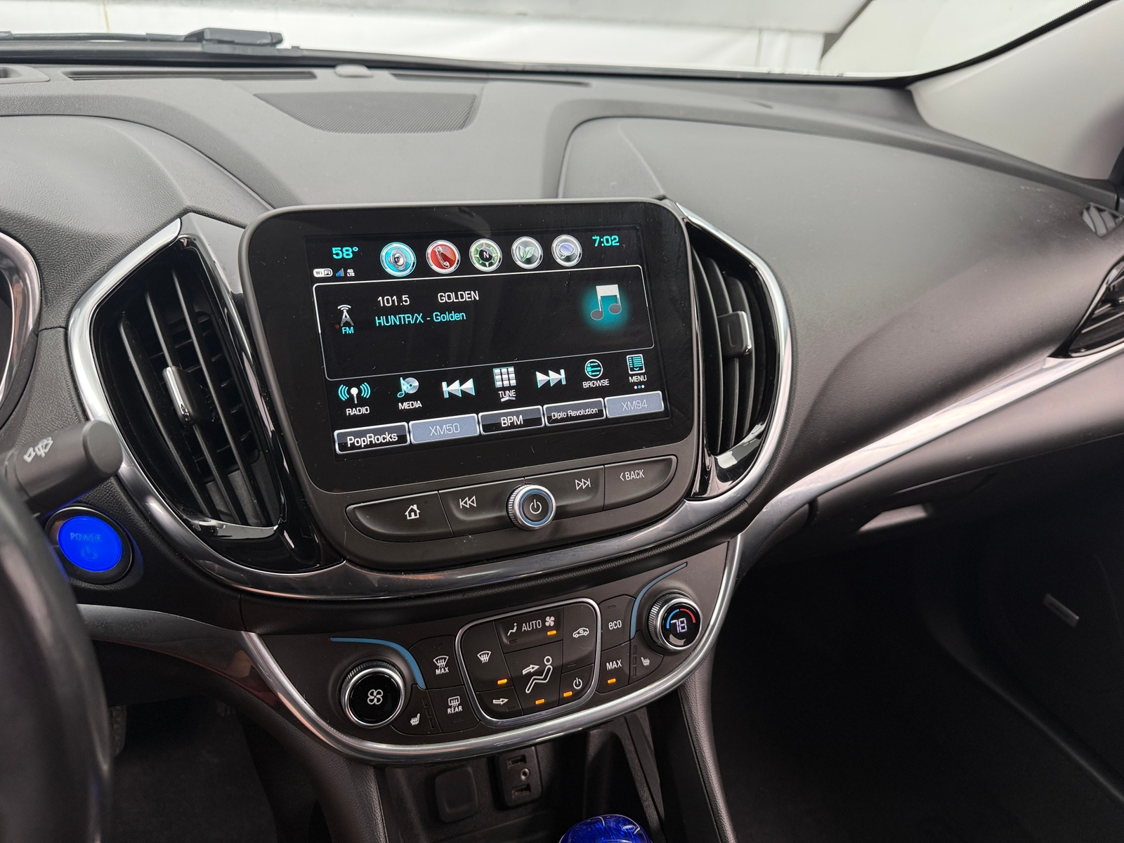 Thumbnail: 2018 Chevrolet Volt - 3