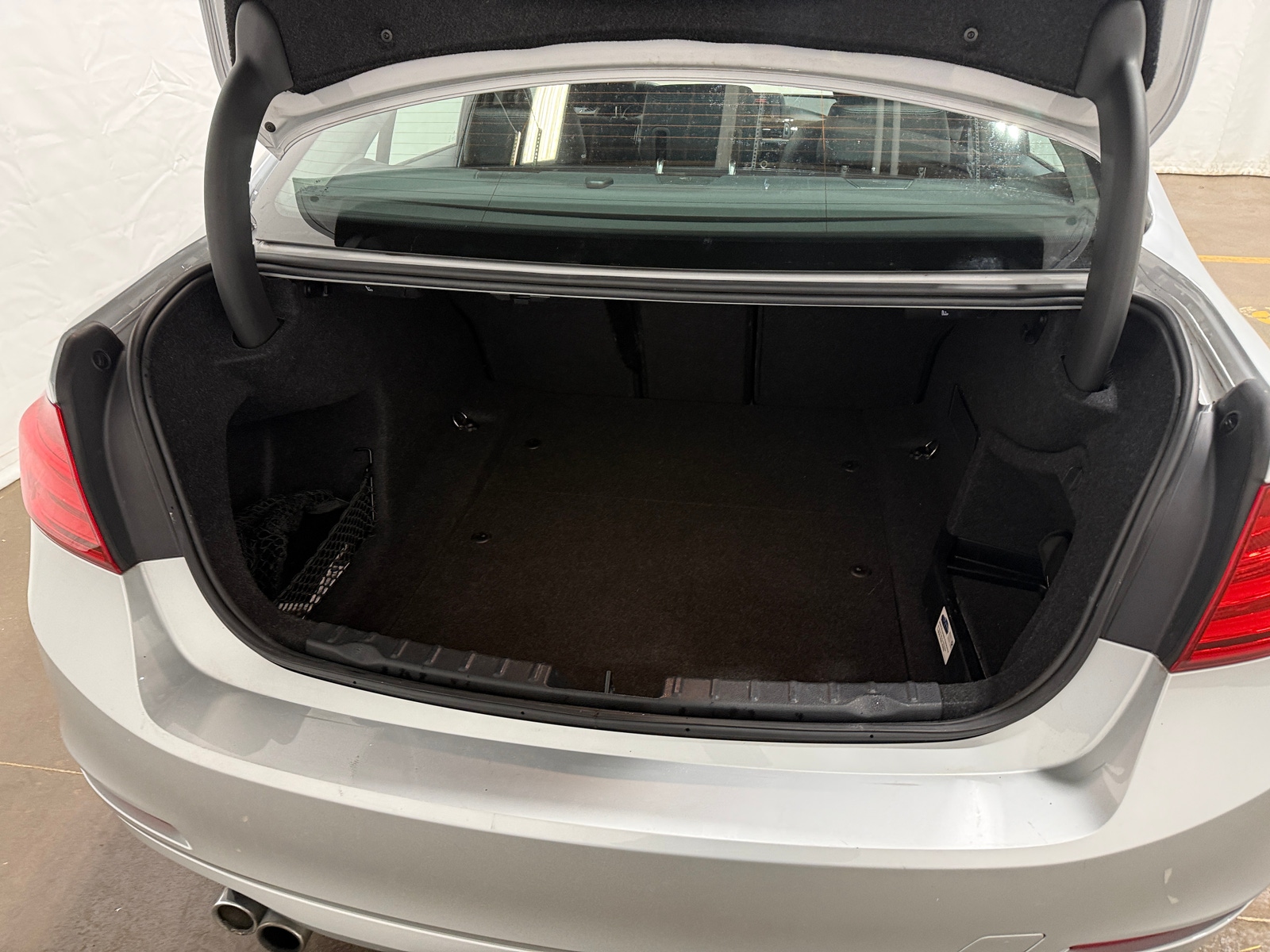 Thumbnail: 2015 BMW 3 Series - 6