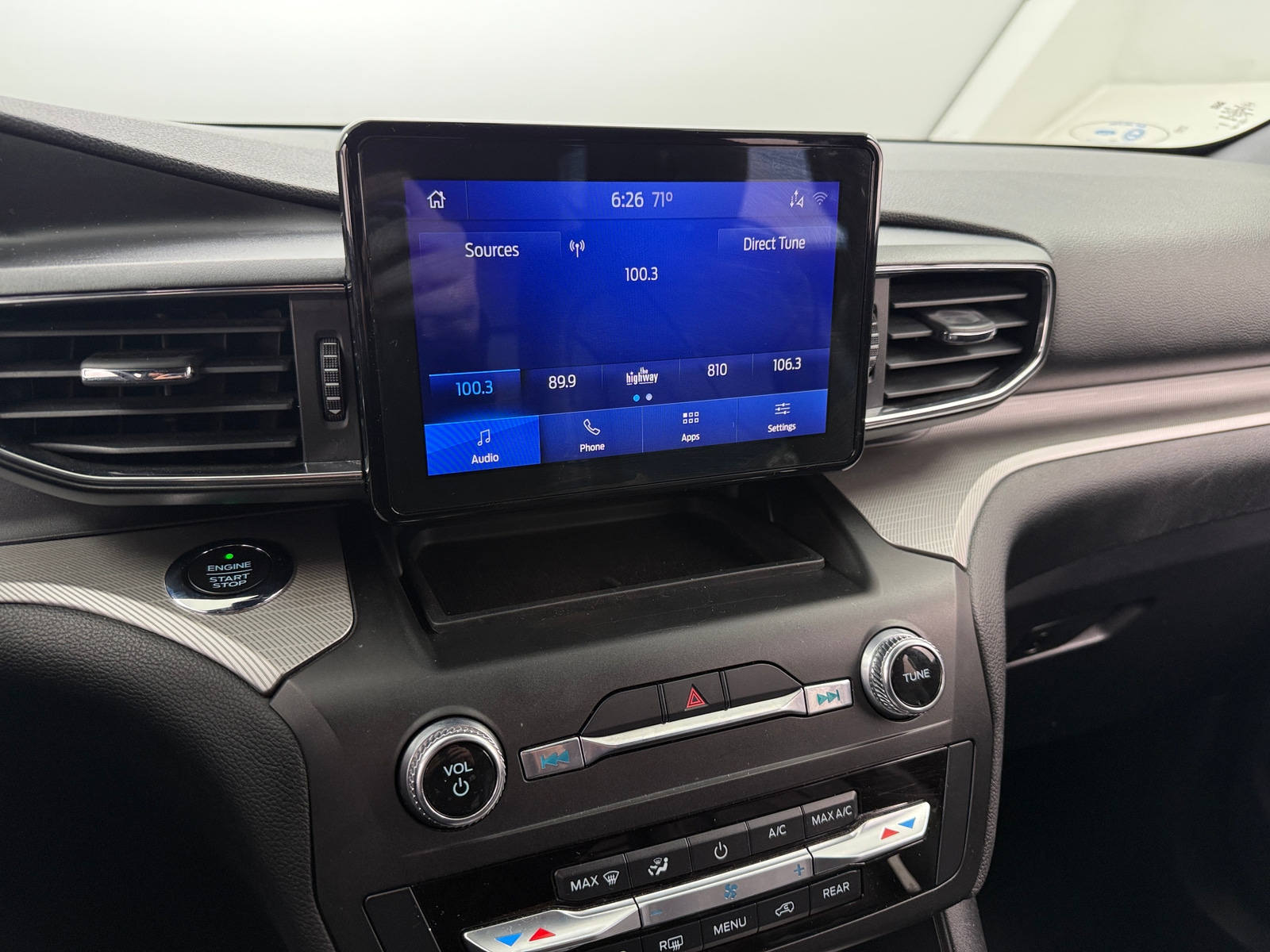 Thumbnail: 2020 Ford Explorer - 3