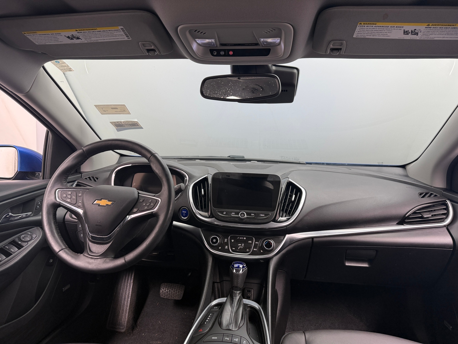 Thumbnail: 2017 Chevrolet Volt - 2