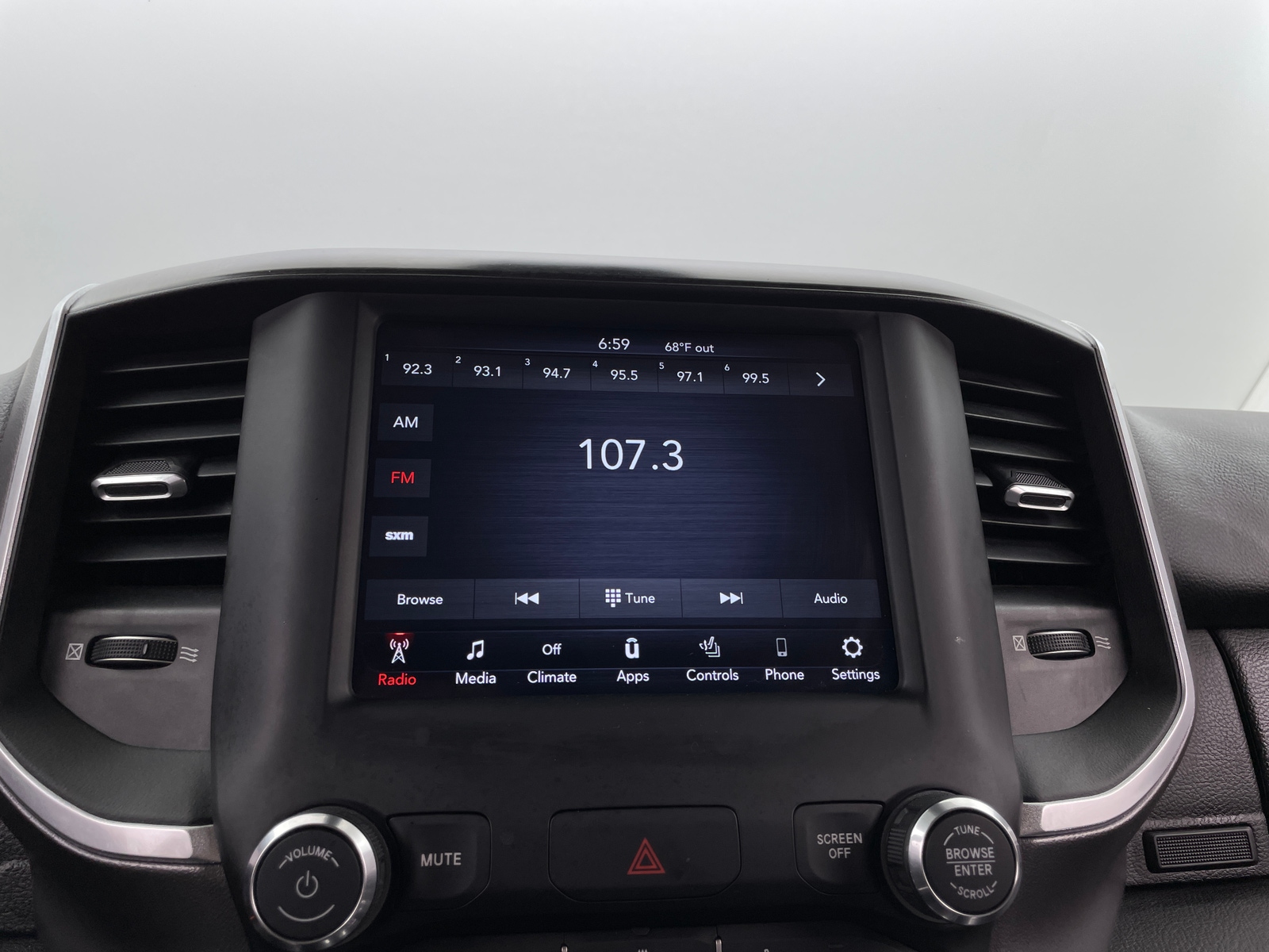 Thumbnail: 2020 RAM 1500 - 4