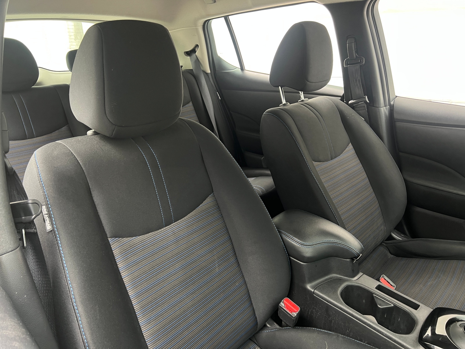 Thumbnail: 2022 Nissan Leaf - 2