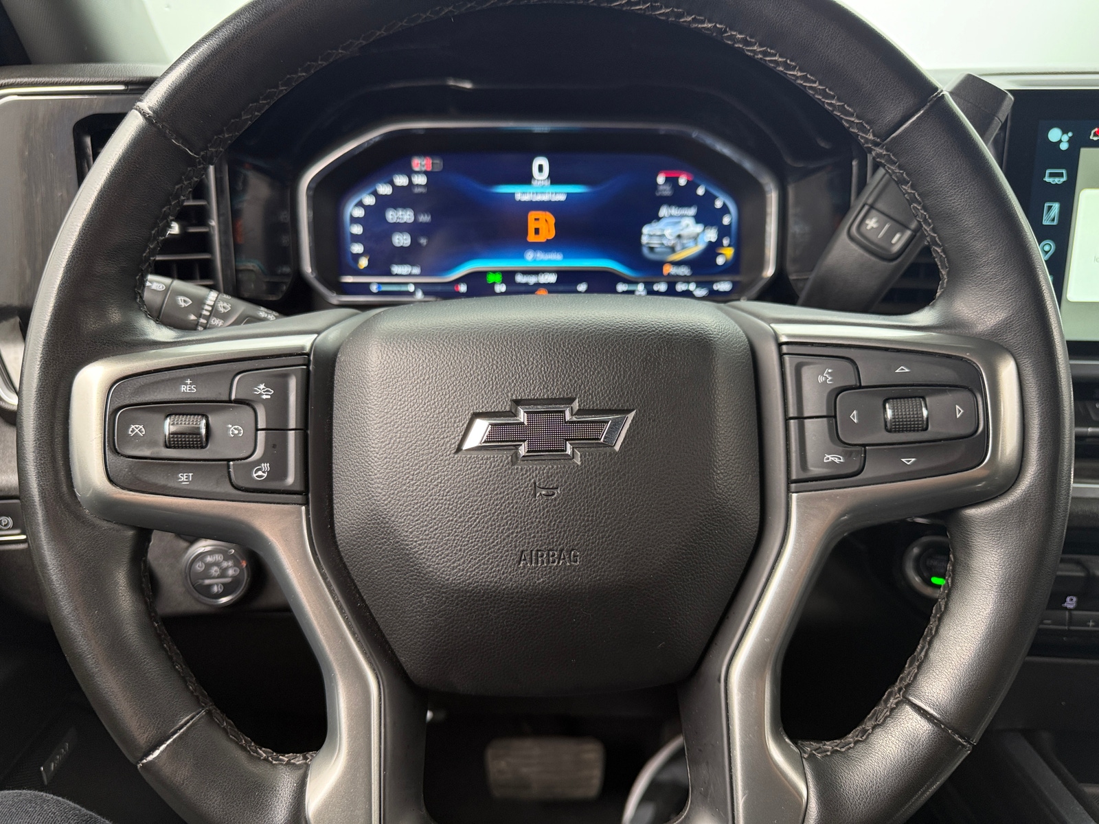 Thumbnail: 2024 Chevrolet Silverado 2500 - 4