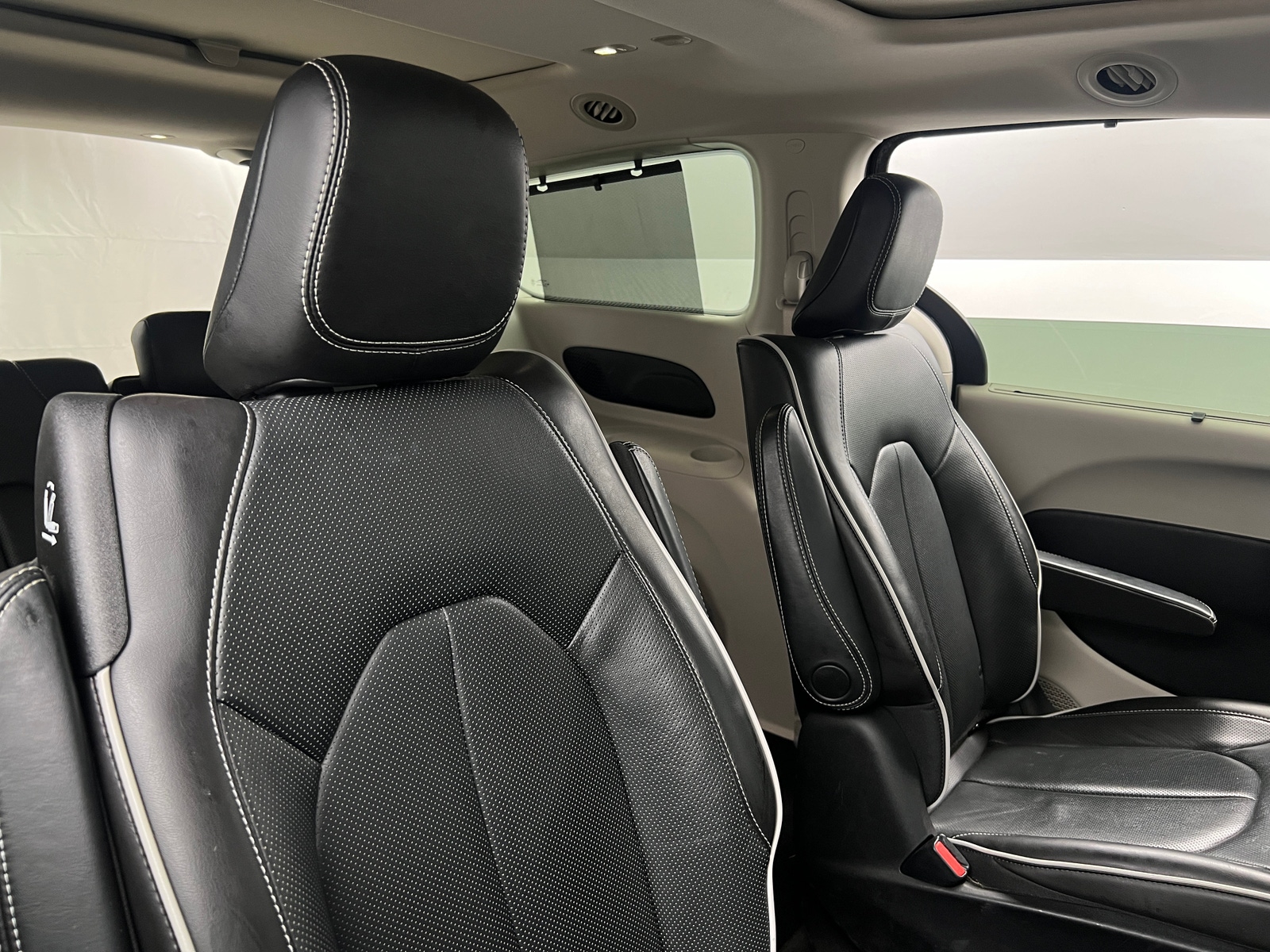 Thumbnail: 2021 Chrysler Pacifica - 5