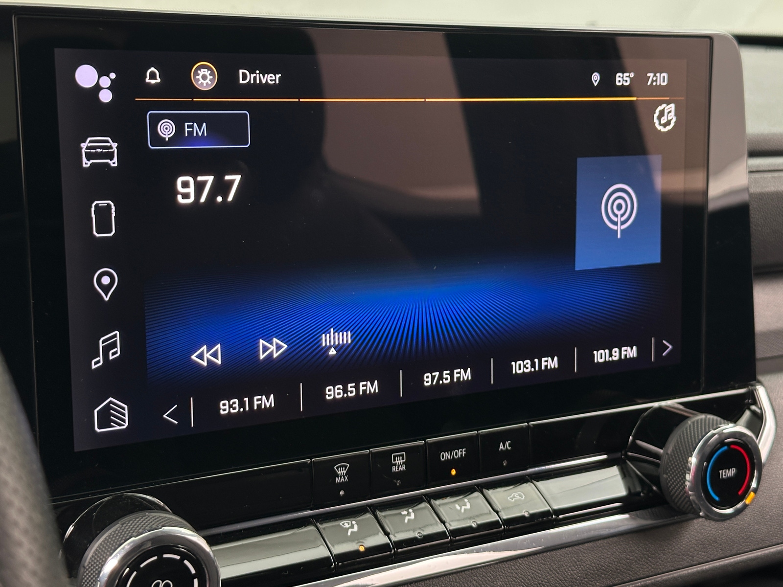 Thumbnail: 2023 Chevrolet Colorado - 4