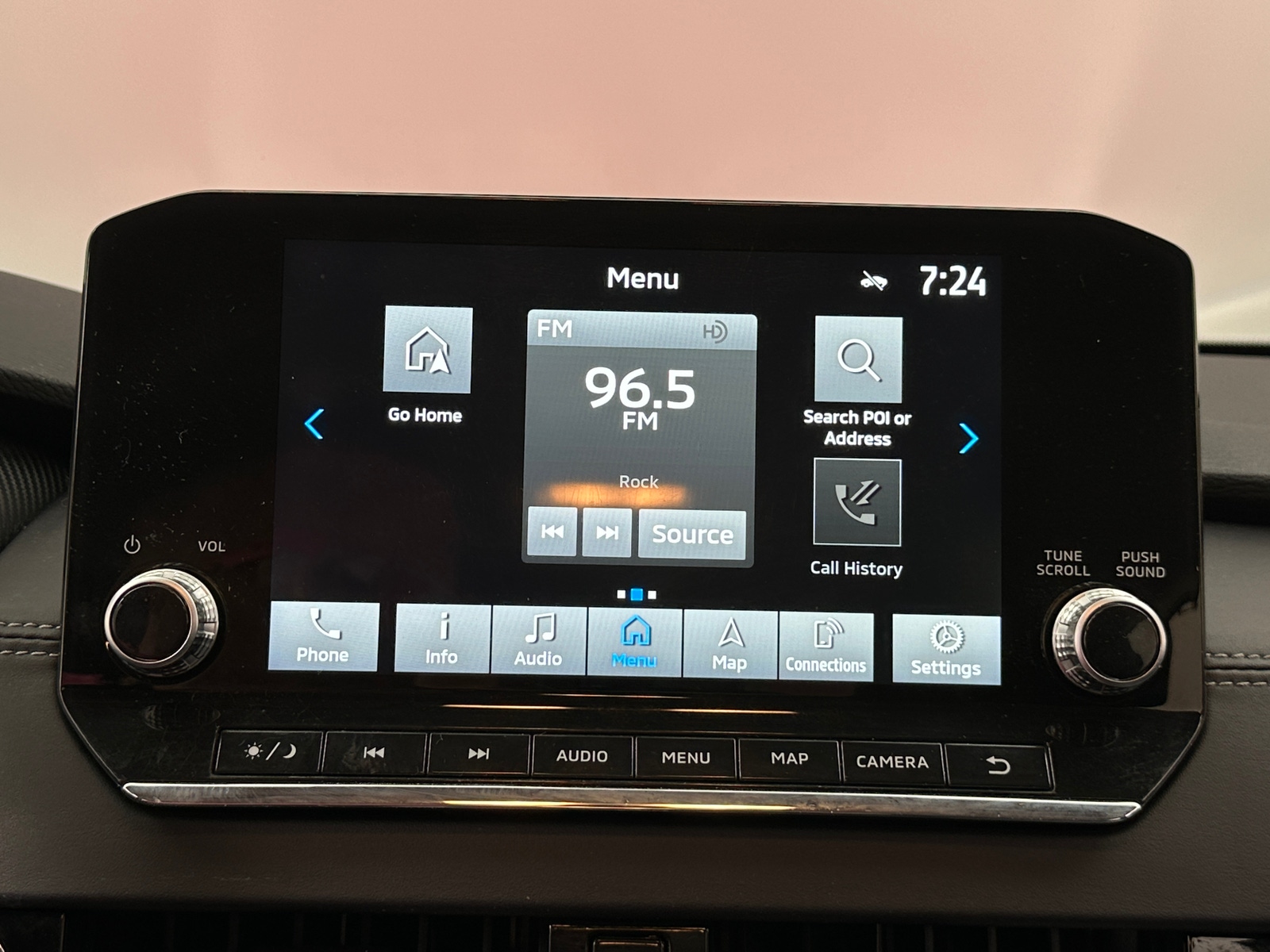 Thumbnail: 2023 Mitsubishi Outlander - 3