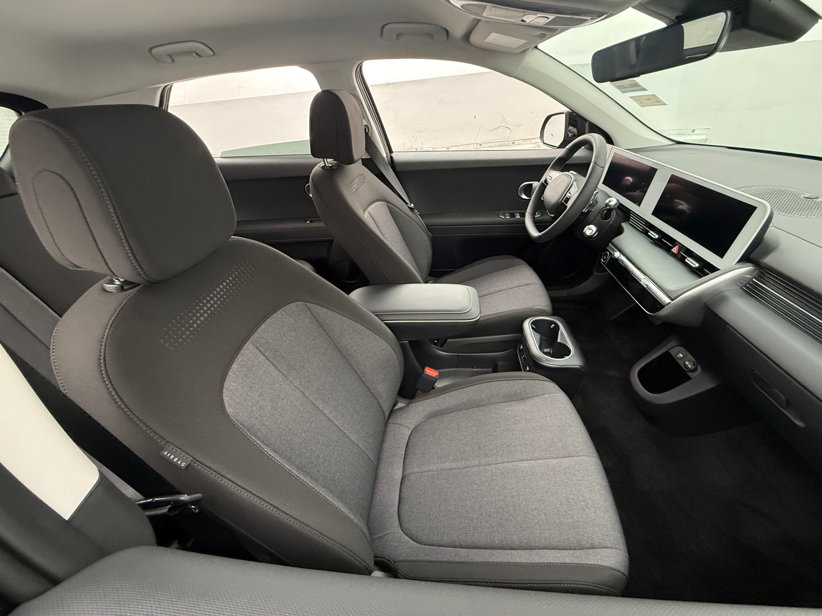 Thumbnail: 2024 Hyundai Ioniq 5 - 2