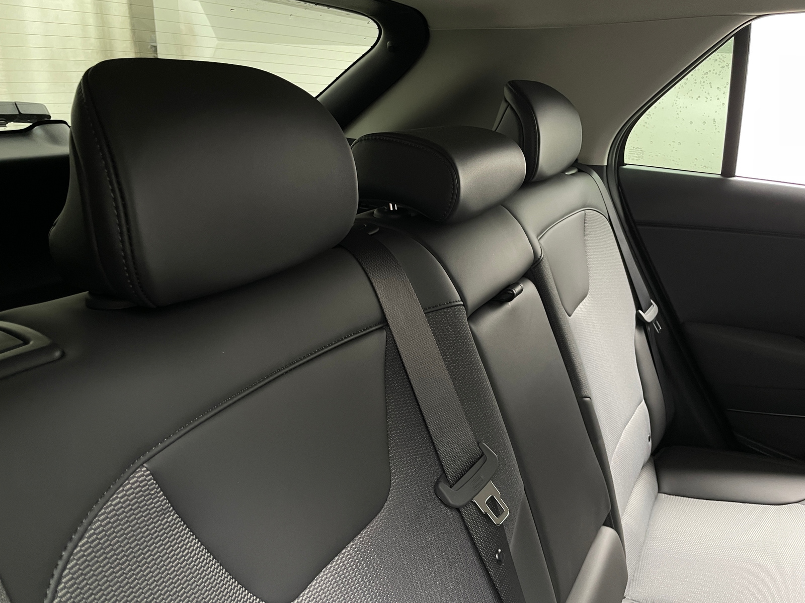 Thumbnail: 2025 Kia Niro - 6