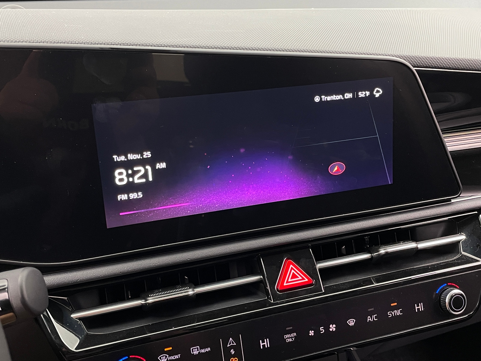 Thumbnail: 2025 Kia Niro - 4