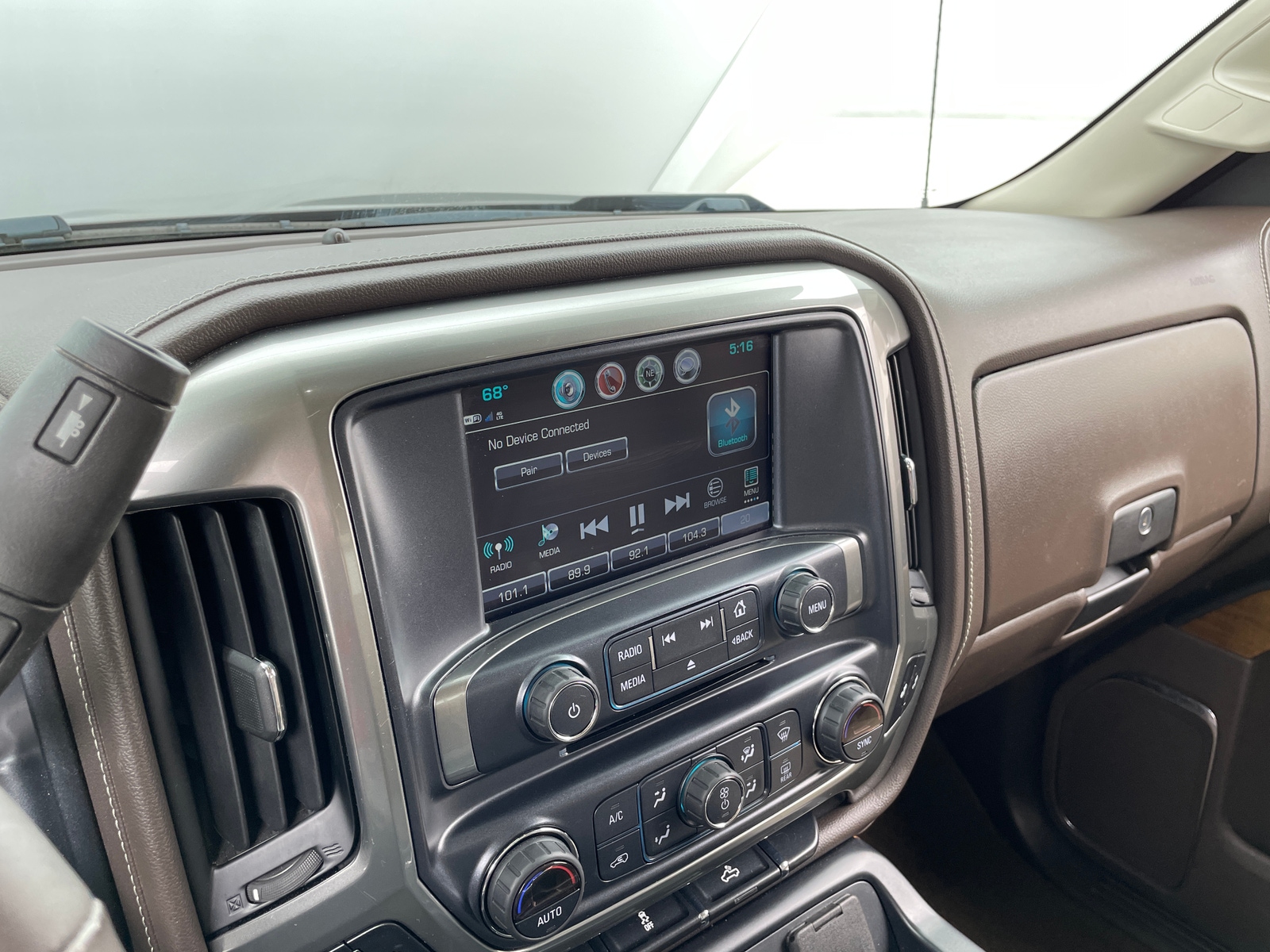 Thumbnail: 2018 Chevrolet Silverado 1500 - 3