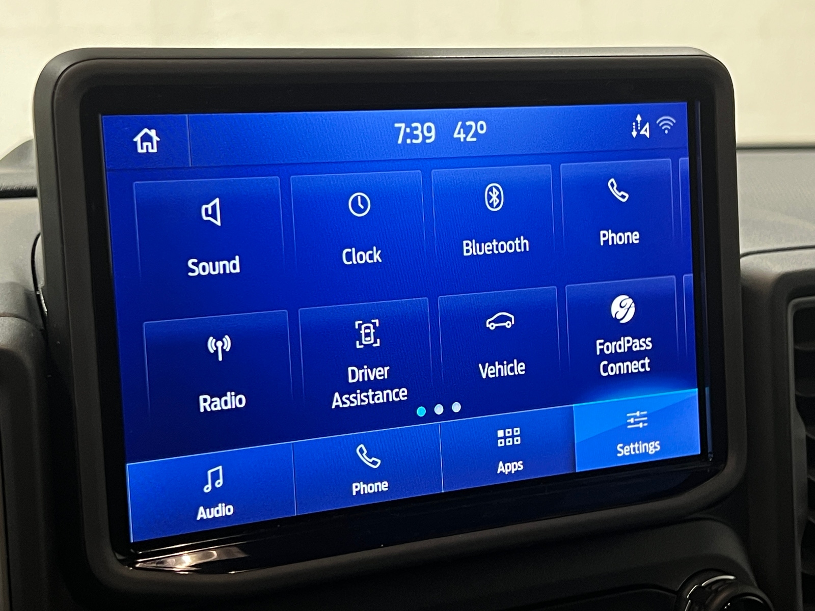 Thumbnail: 2021 Ford Bronco Sport - 4