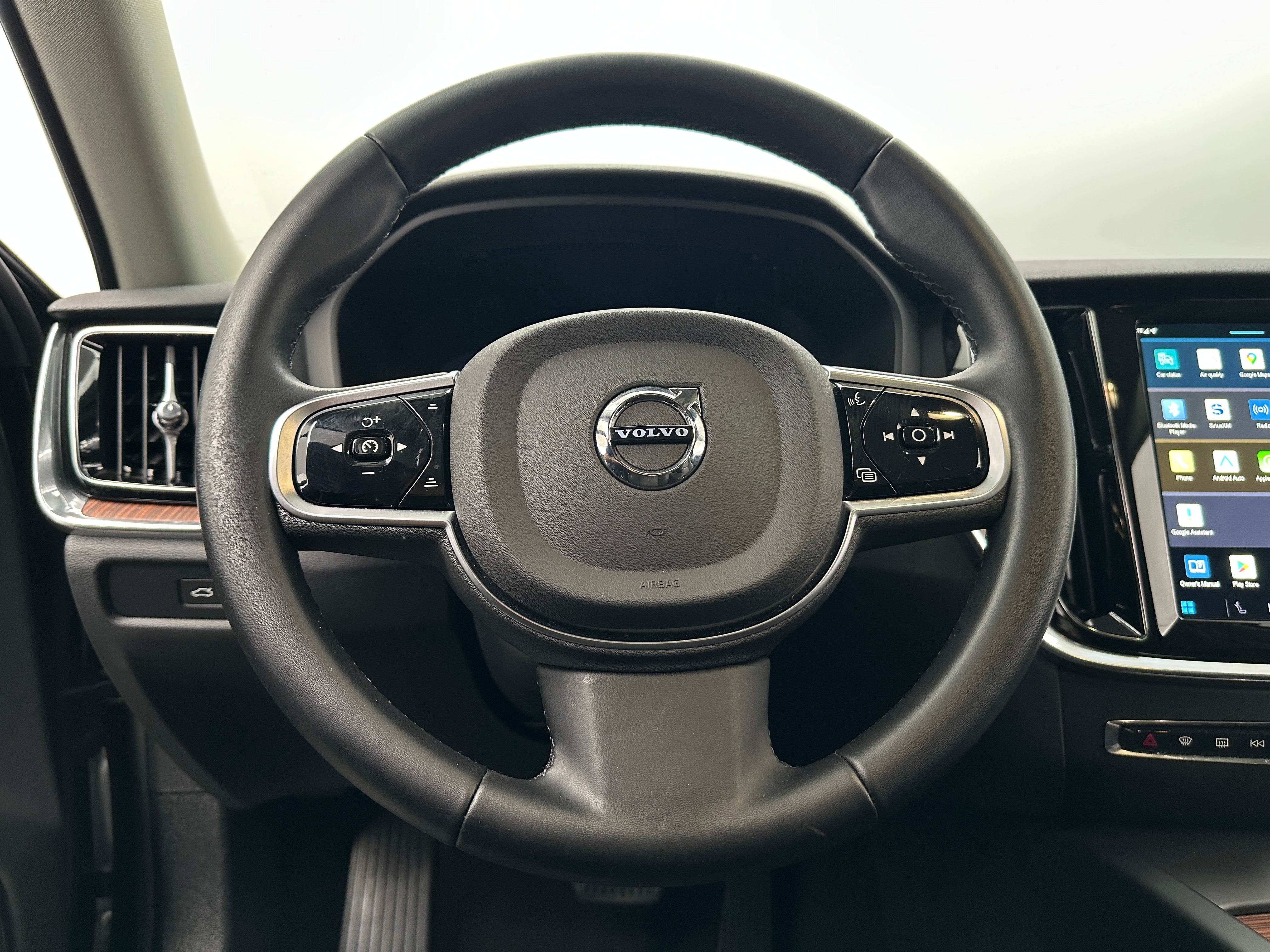 2025 Volvo V60 Cross Country