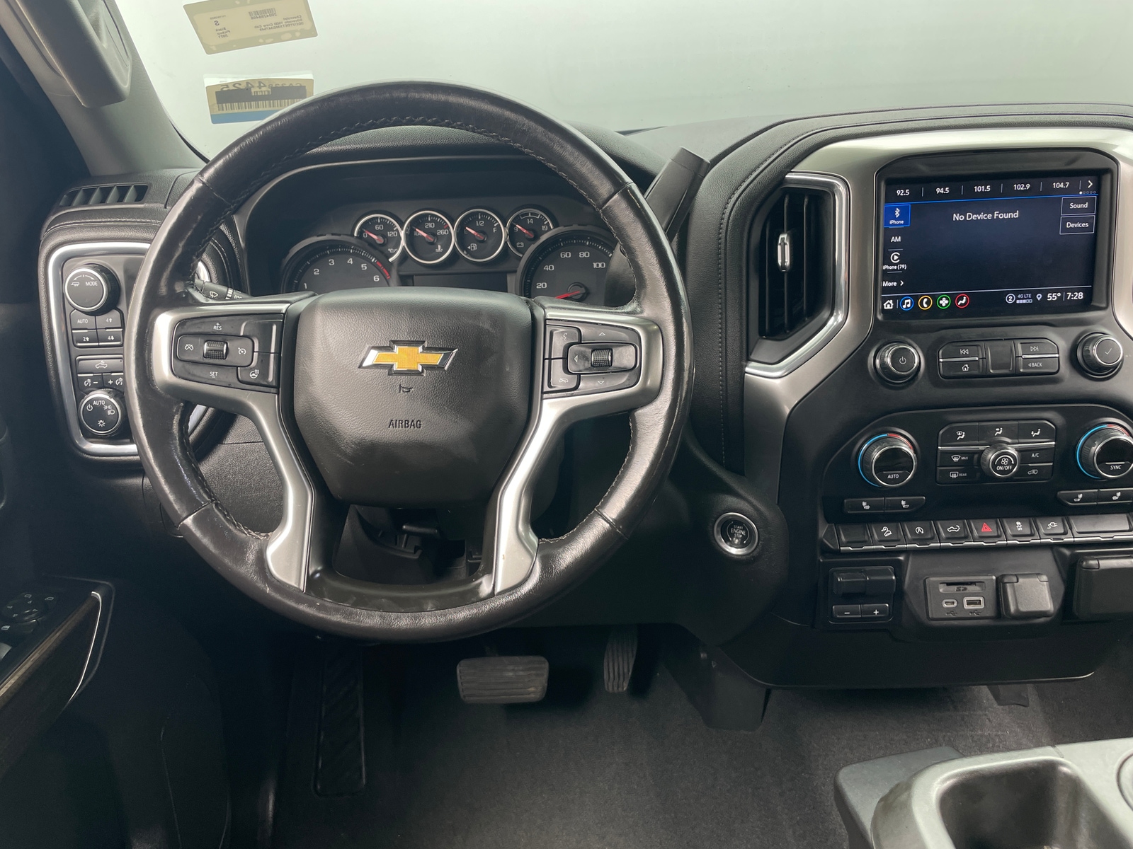 Thumbnail: 2021 Chevrolet Silverado 1500 - 5