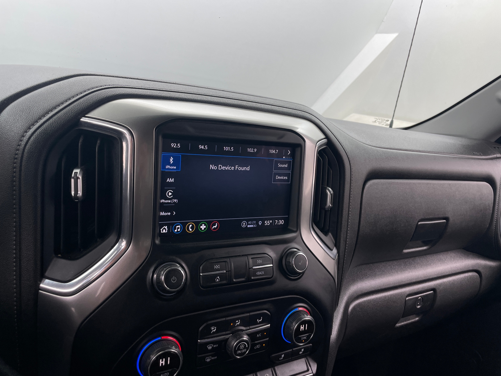 Thumbnail: 2021 Chevrolet Silverado 1500 - 4