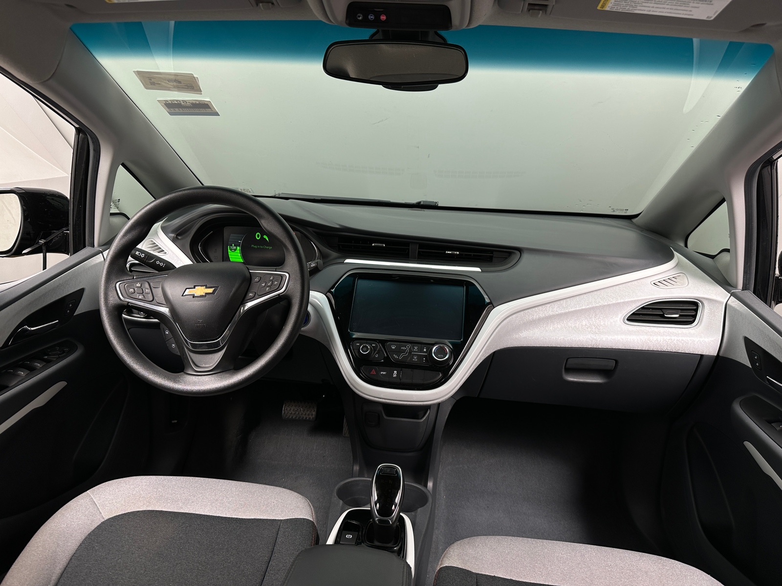 Thumbnail: 2019 Chevrolet Bolt EV - 3