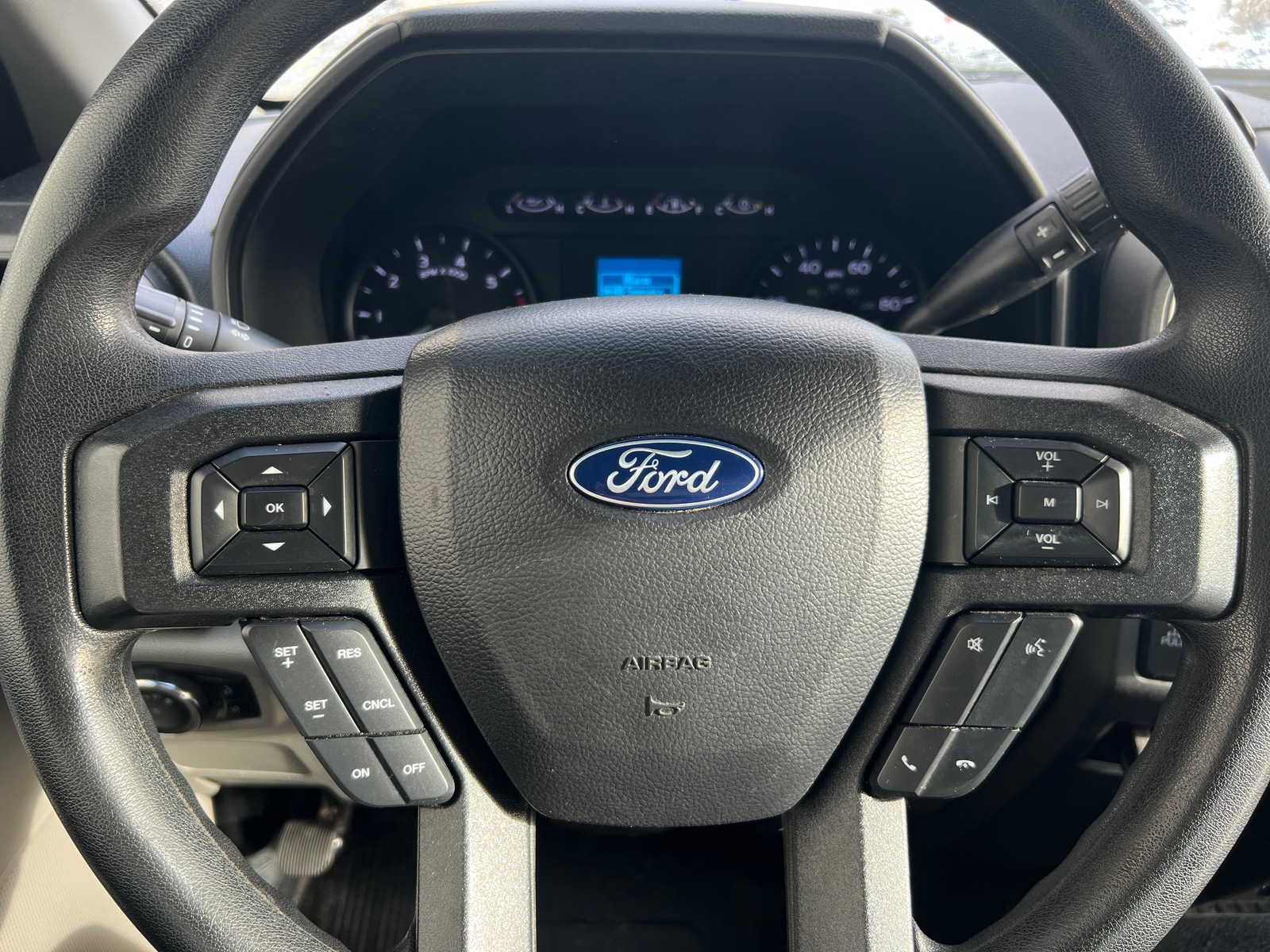 Thumbnail: 2020 Ford Econoline - 5