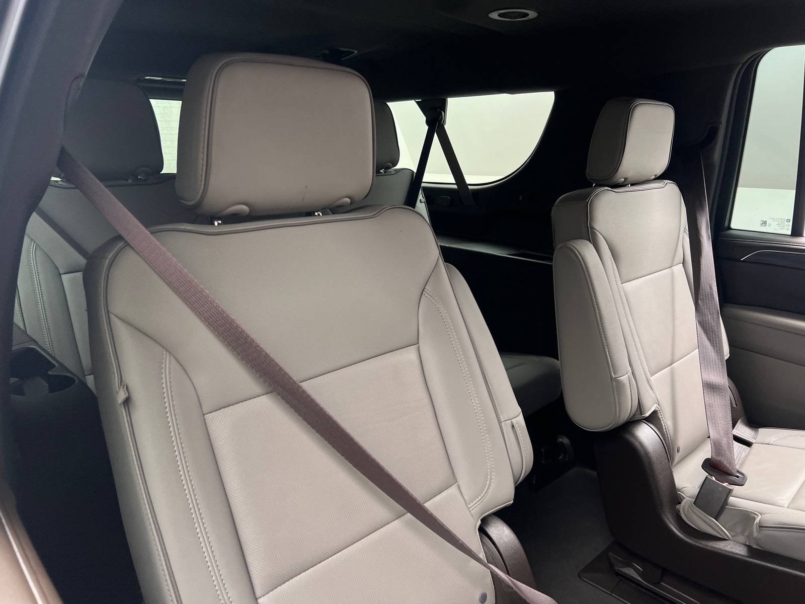 Thumbnail: 2022 GMC Yukon XL - 5