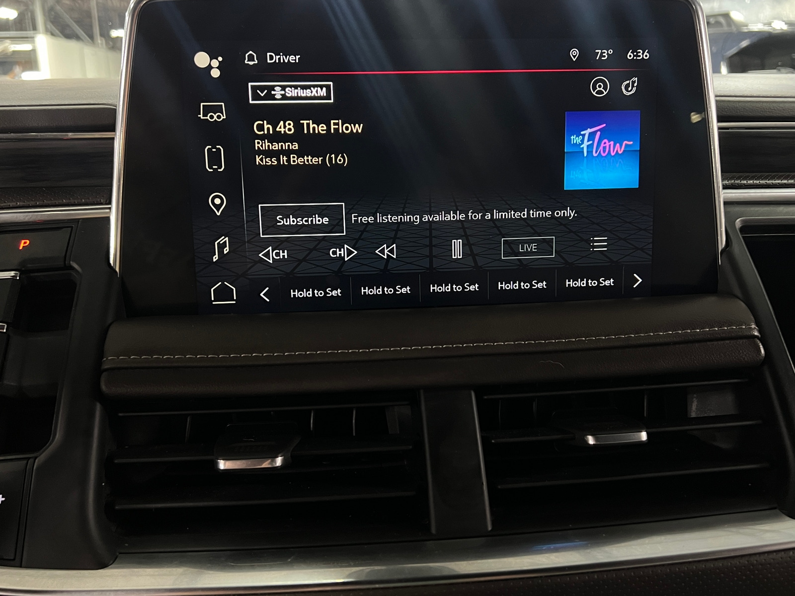 Thumbnail: 2022 GMC Yukon XL - 3