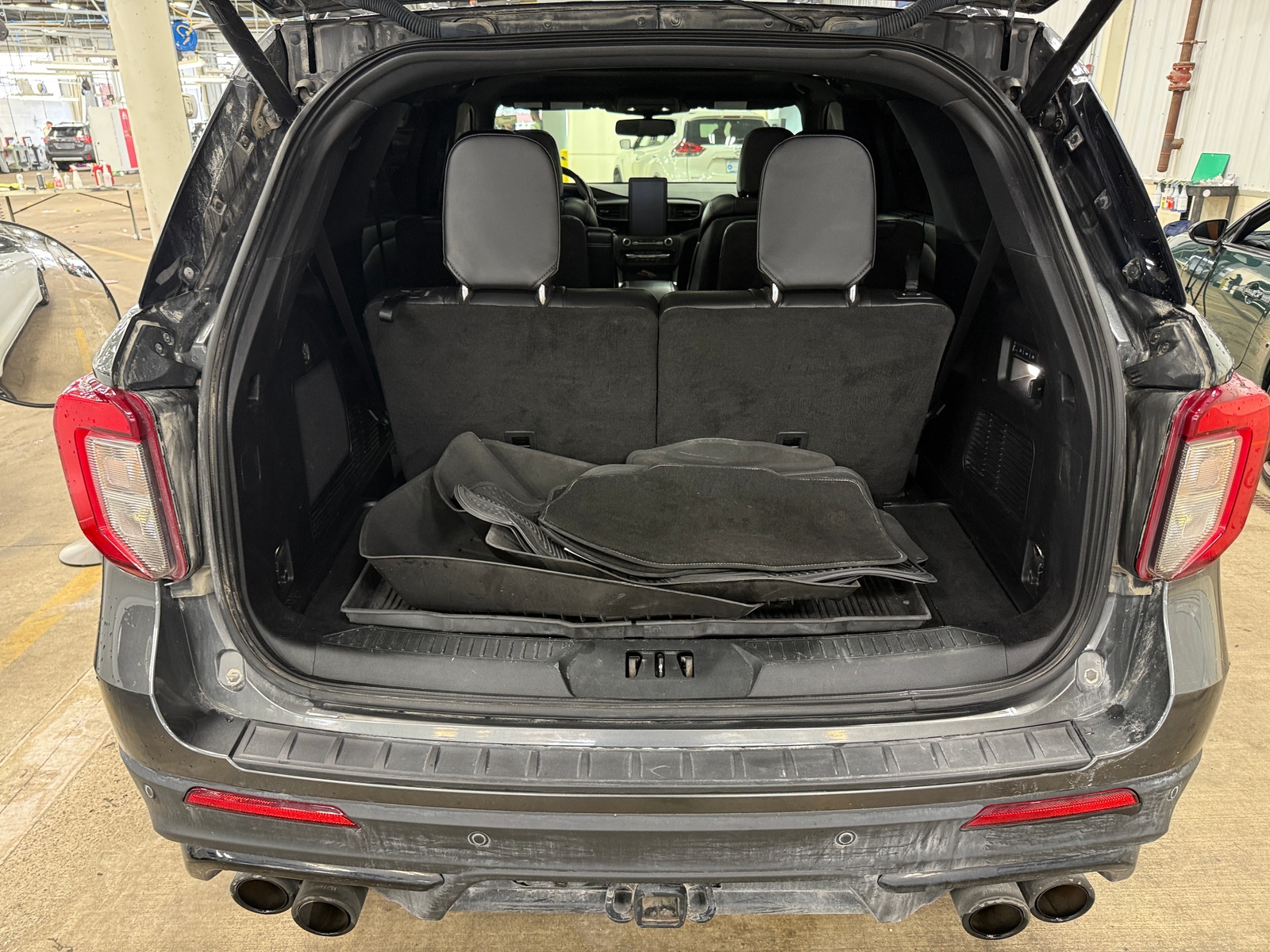 Thumbnail: 2020 Ford Explorer - 6