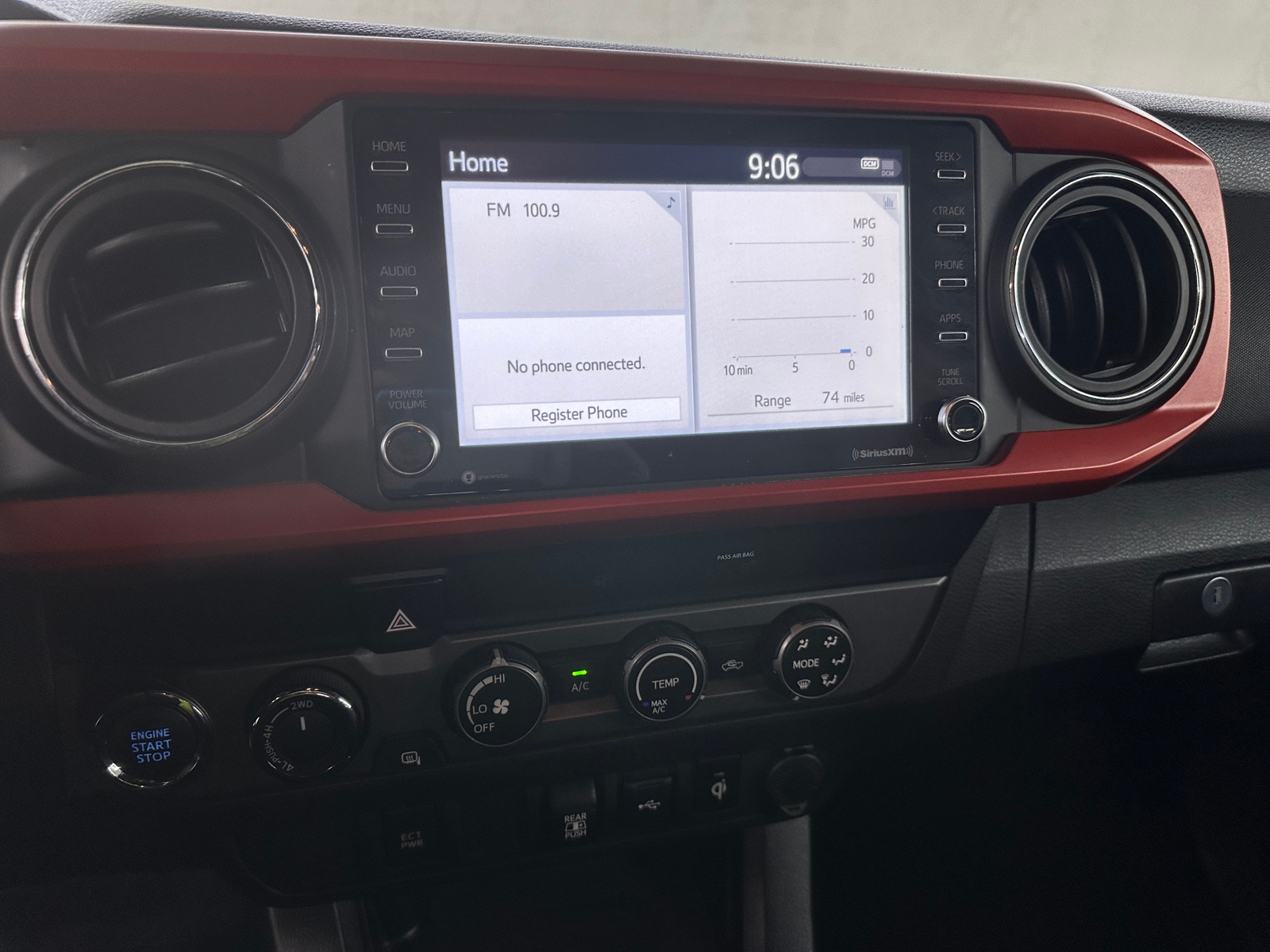 Thumbnail: 2020 Toyota Tacoma - 4