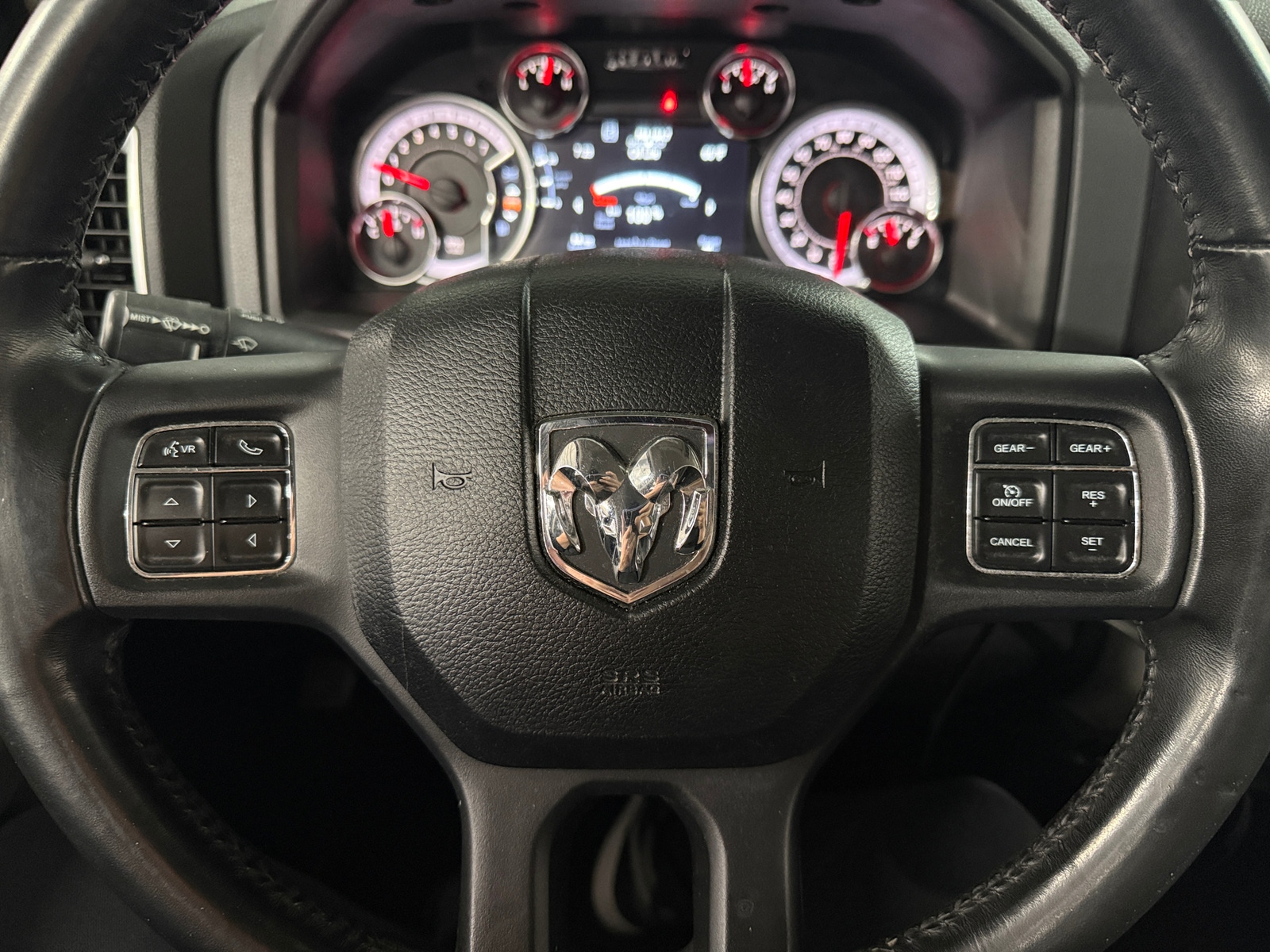 Thumbnail: 2019 RAM 1500 Classic - 5