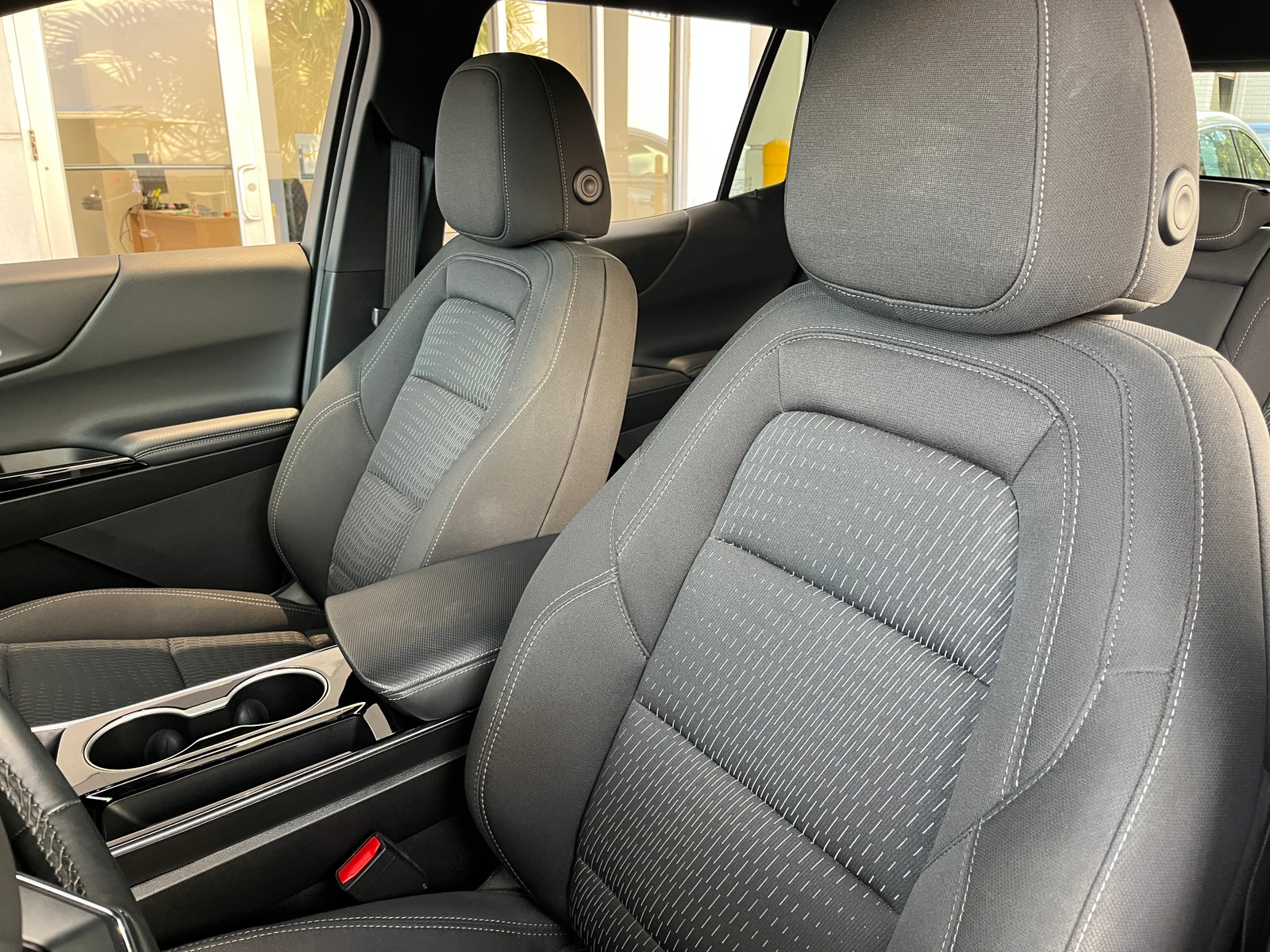 Thumbnail: 2025 Chevrolet Equinox - 2