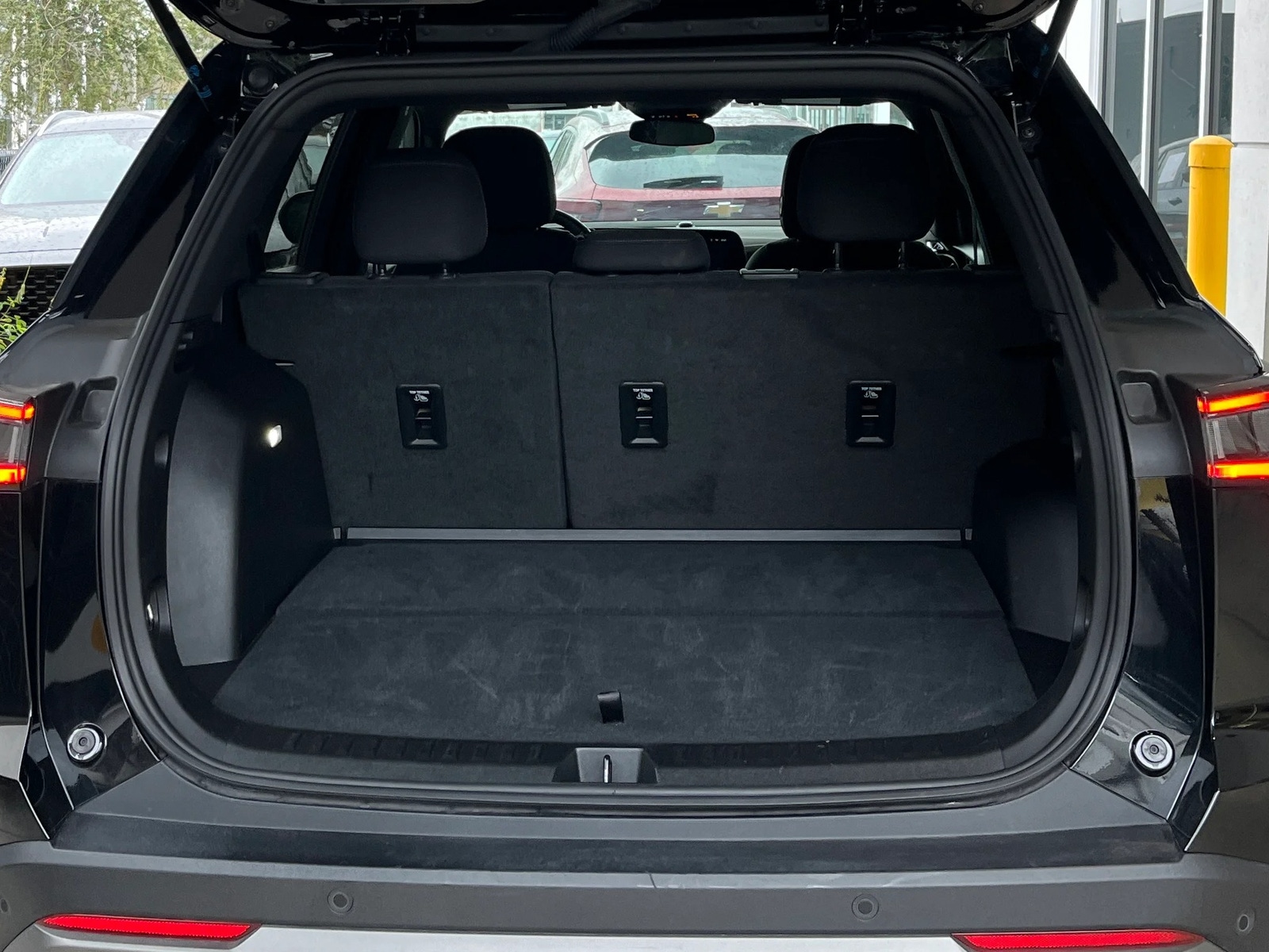 Thumbnail: 2025 Chevrolet Equinox - 6