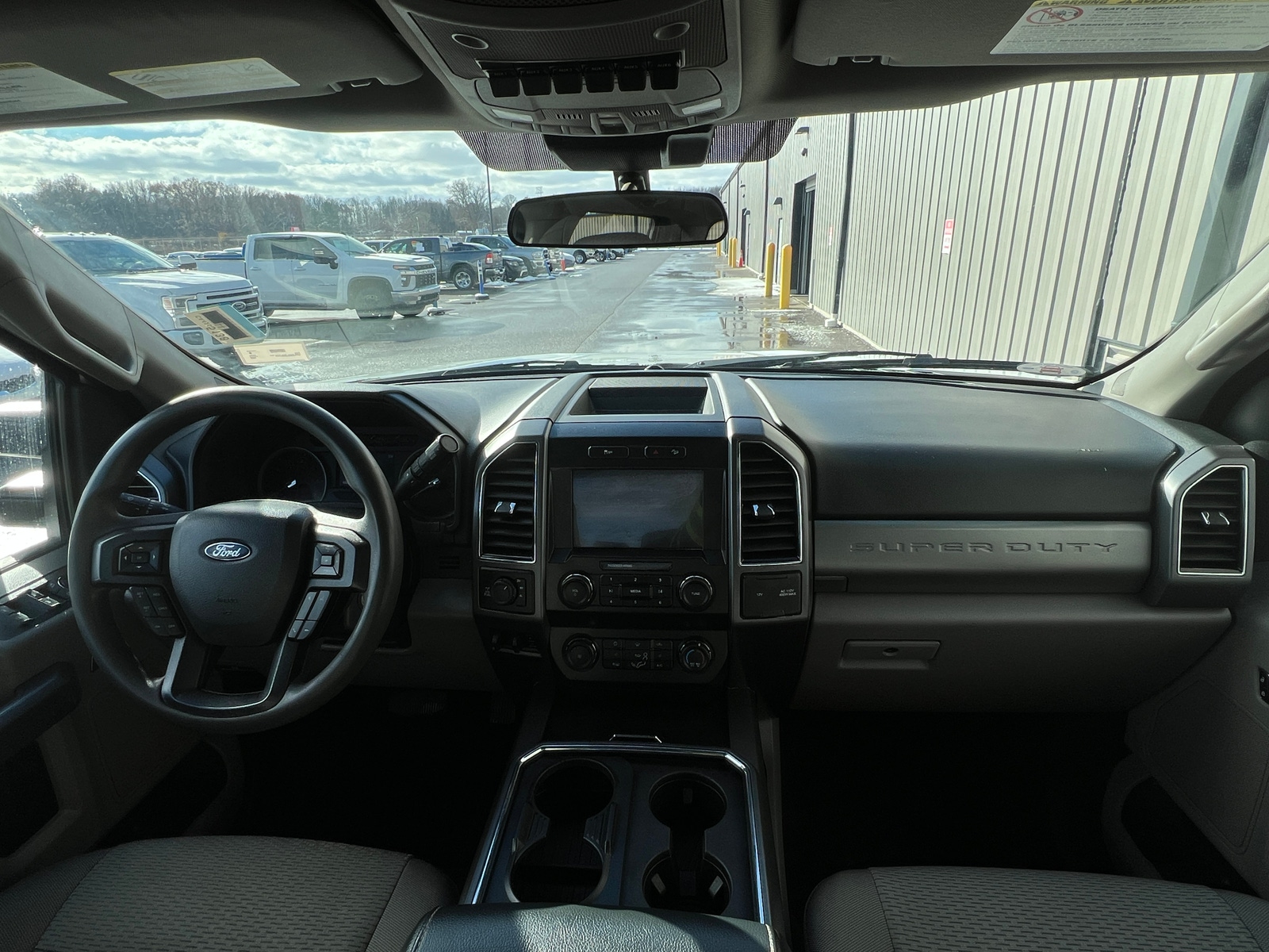 Thumbnail: 2022 Ford Econoline - 3