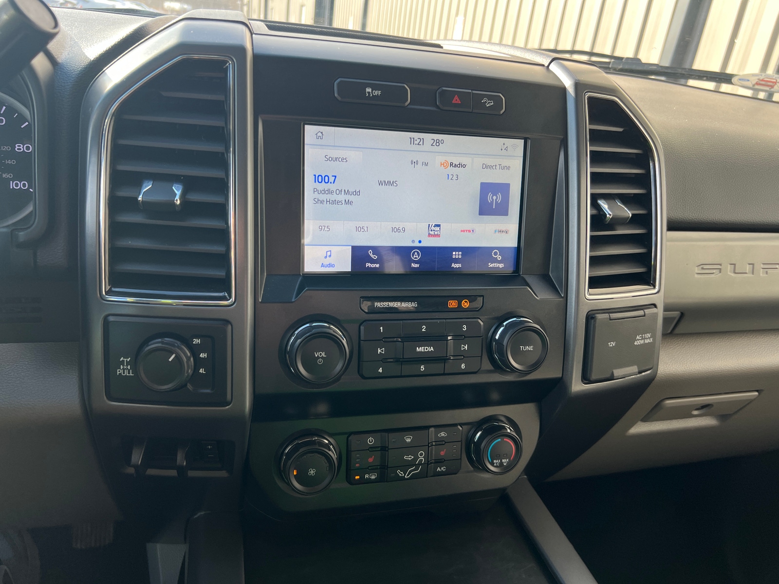 Thumbnail: 2022 Ford Econoline - 4