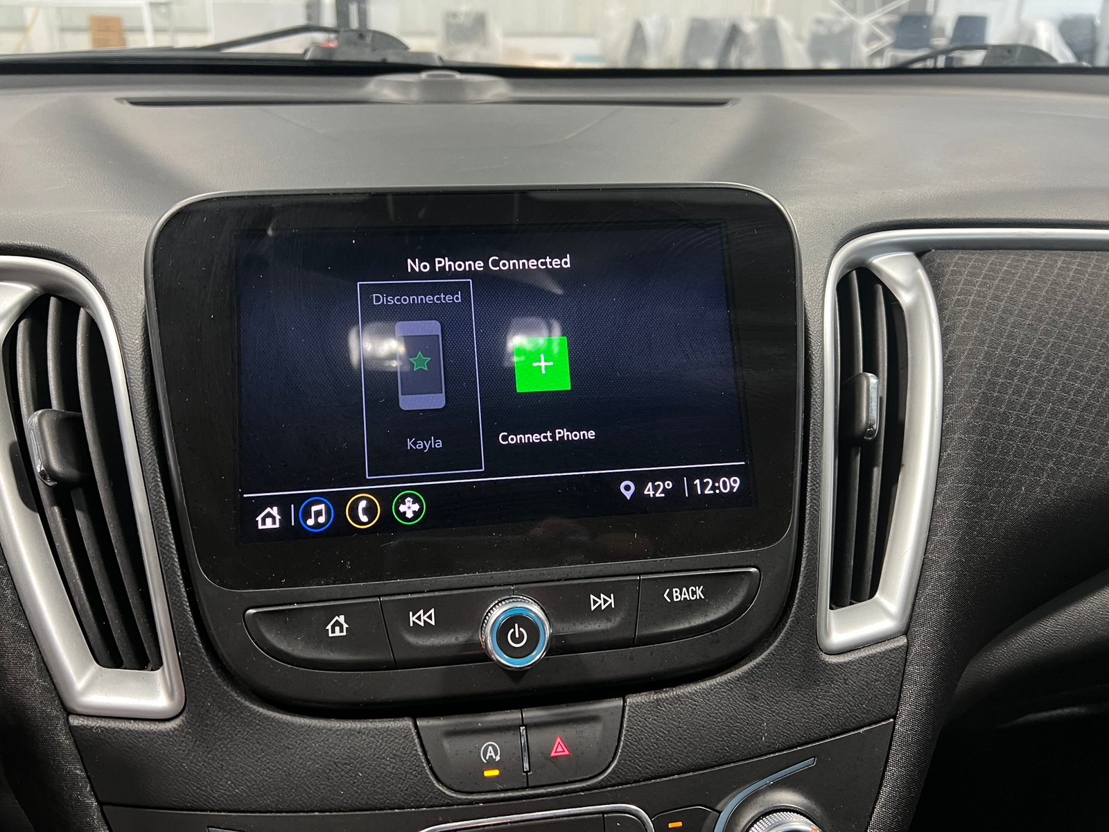 Thumbnail: 2022 Chevrolet Malibu - 4