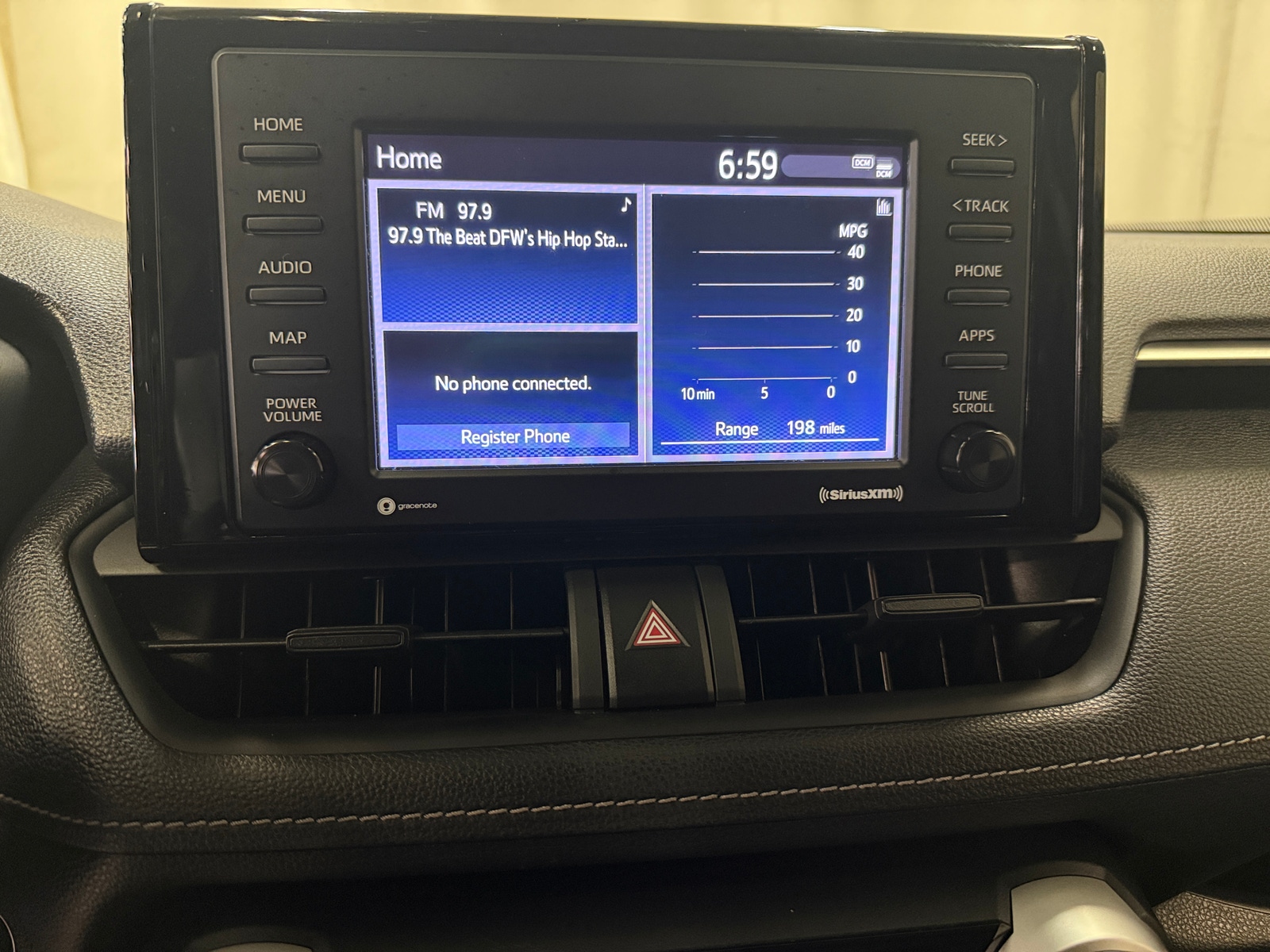 Thumbnail: 2020 Toyota RAV4 - 4