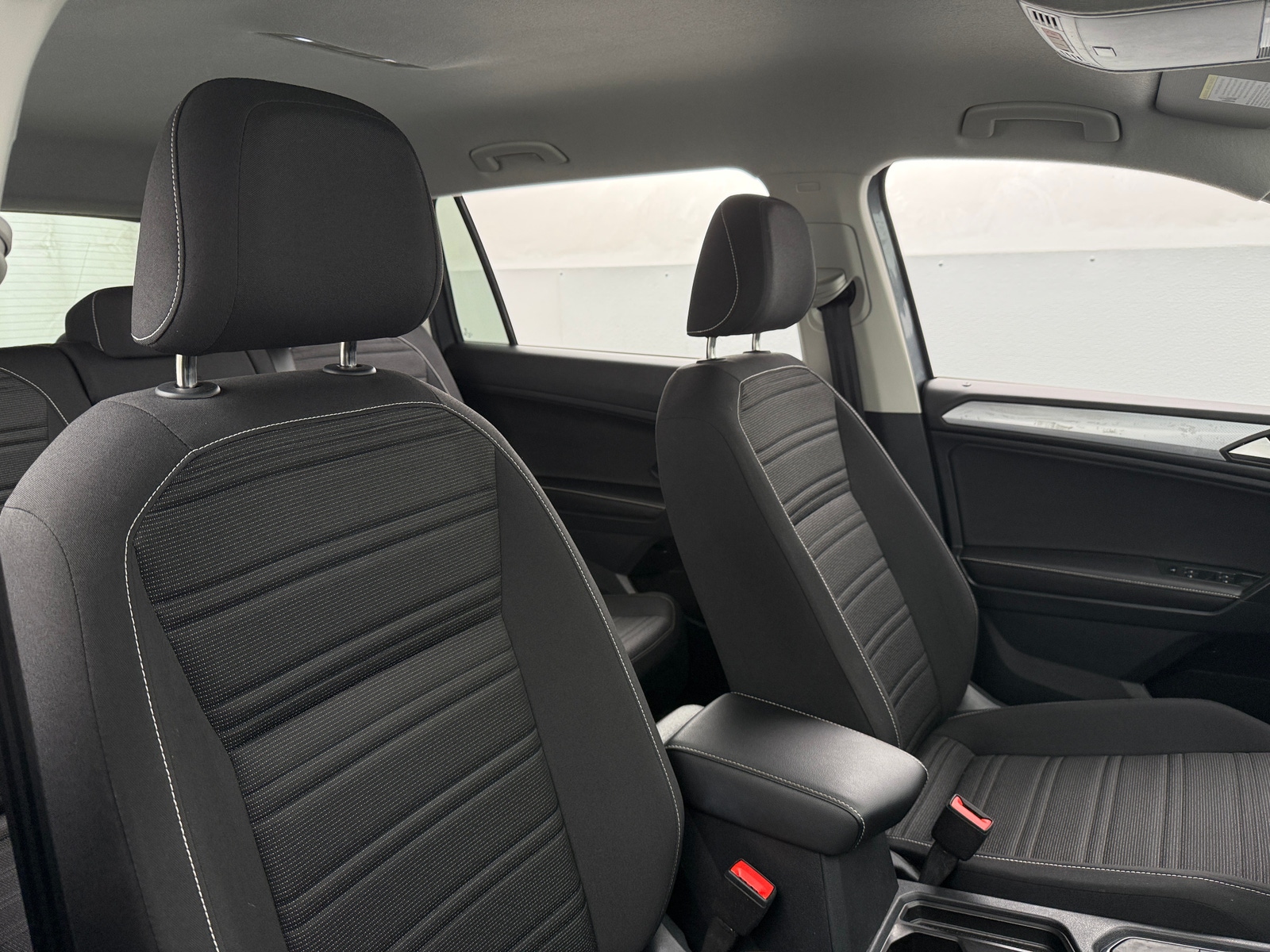 Thumbnail: 2024 Volkswagen Tiguan - 2