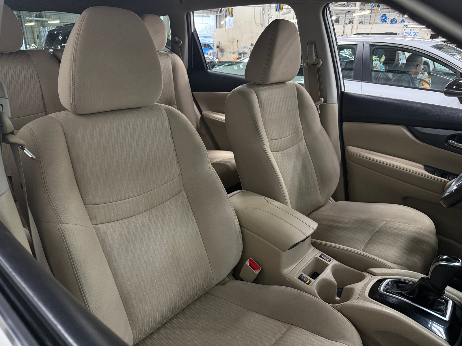 Thumbnail: 2018 Nissan Rogue - 2