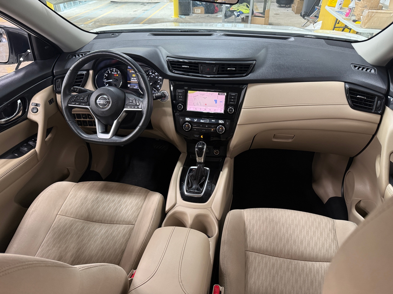 Thumbnail: 2018 Nissan Rogue - 3