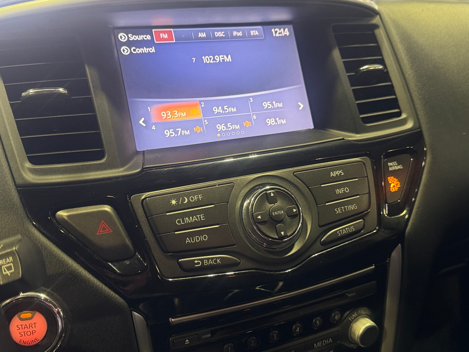 Thumbnail: 2020 Nissan Pathfinder - 4