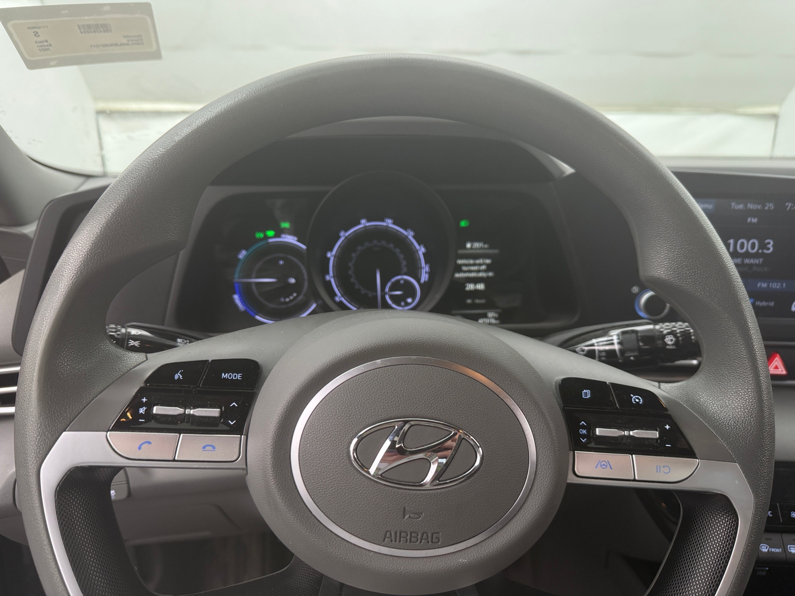 Thumbnail: 2022 Hyundai Elantra - 5