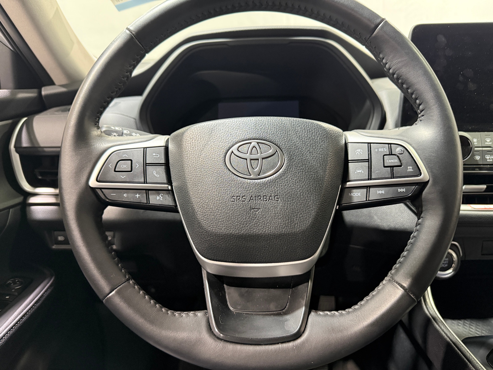 Thumbnail: 2025 Toyota Grand Highlander - 5