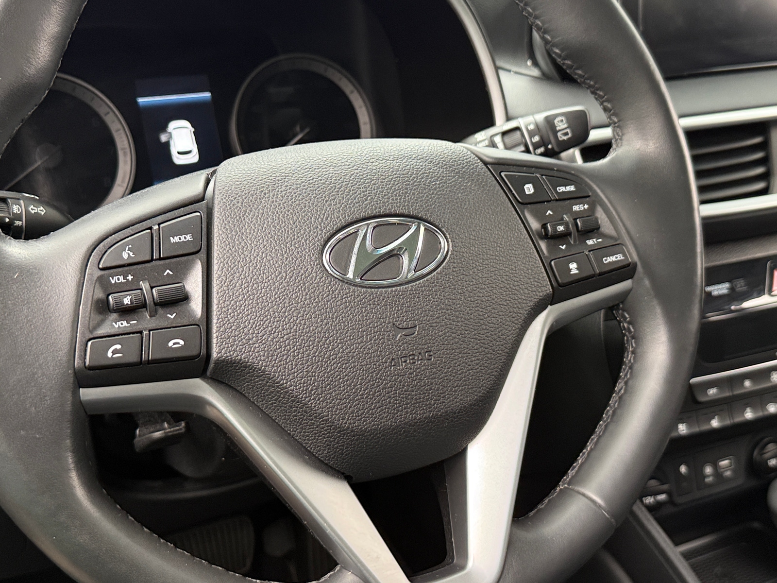 Thumbnail: 2020 Hyundai Tucson - 4