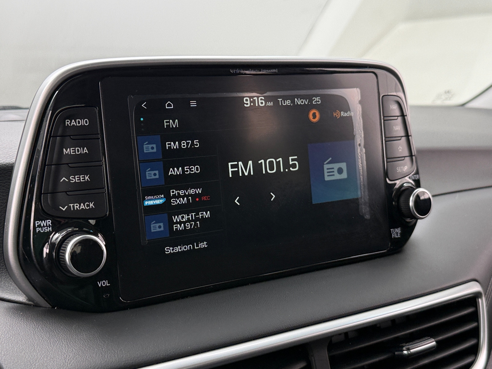 Thumbnail: 2020 Hyundai Tucson - 3