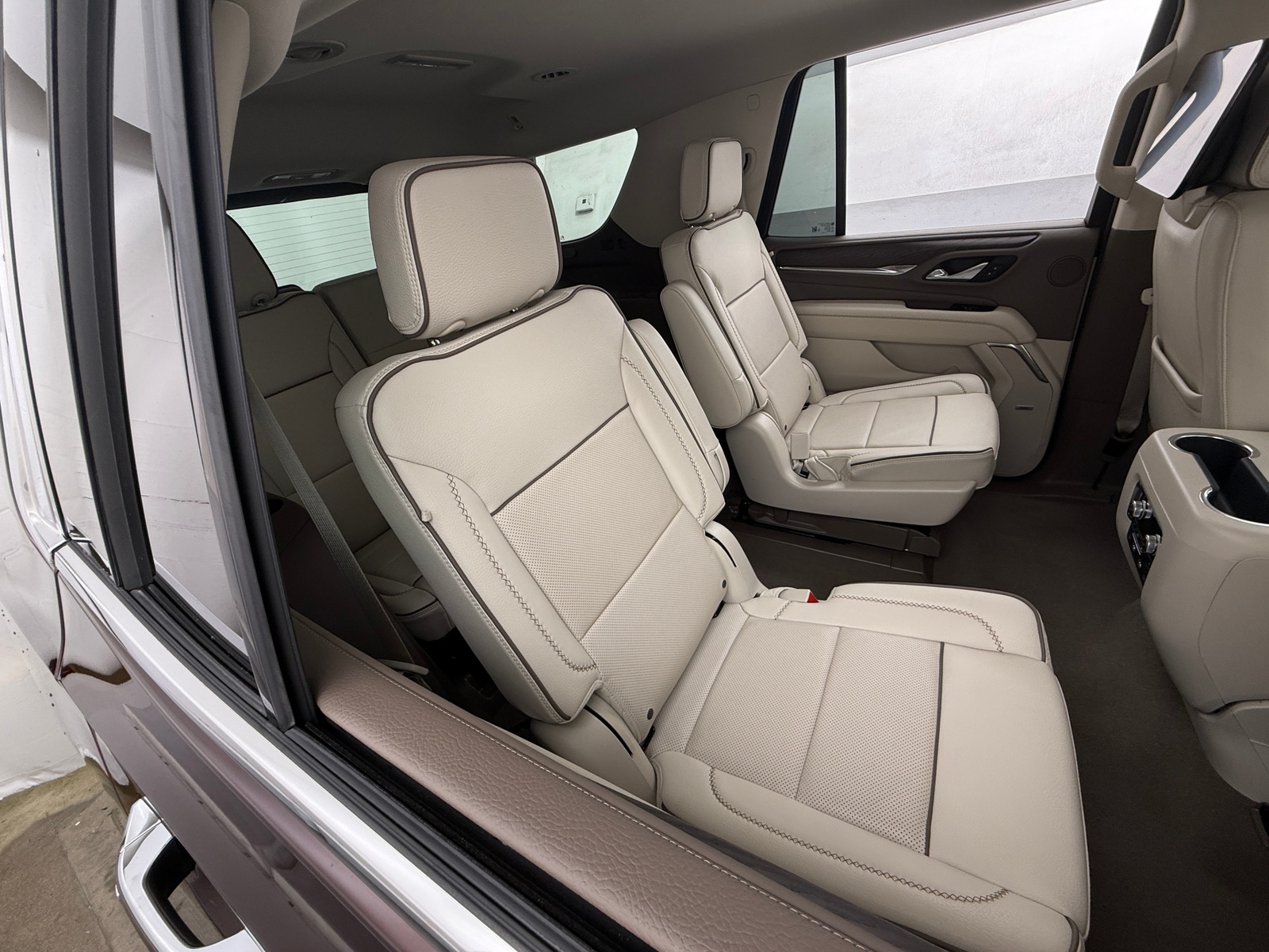 Thumbnail: 2023 GMC Yukon - 5