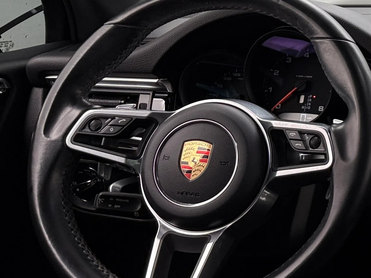 Thumbnail: 2019 Porsche Macan - 4